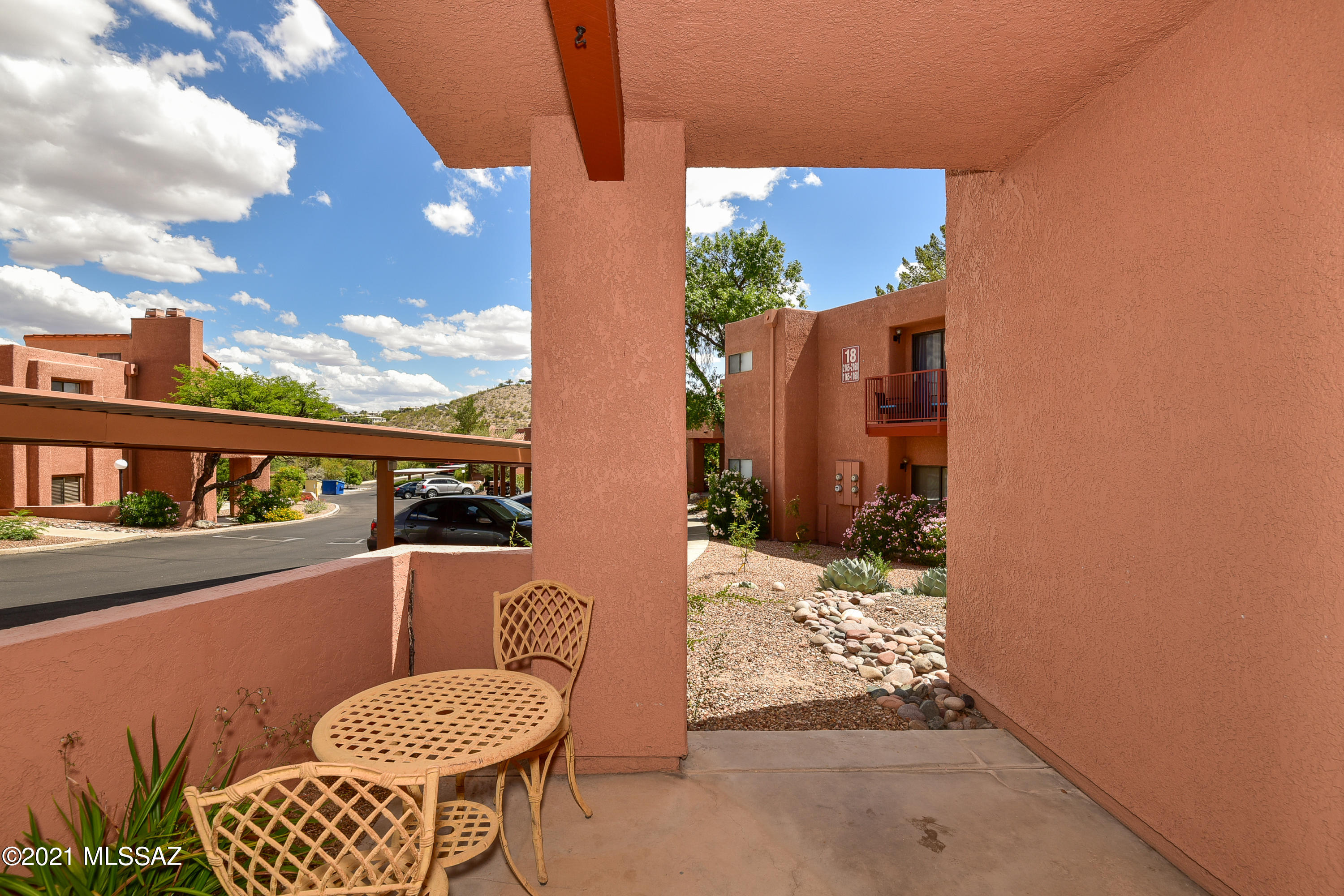 5051 N Sabino Canyon Rd Unit: 1106