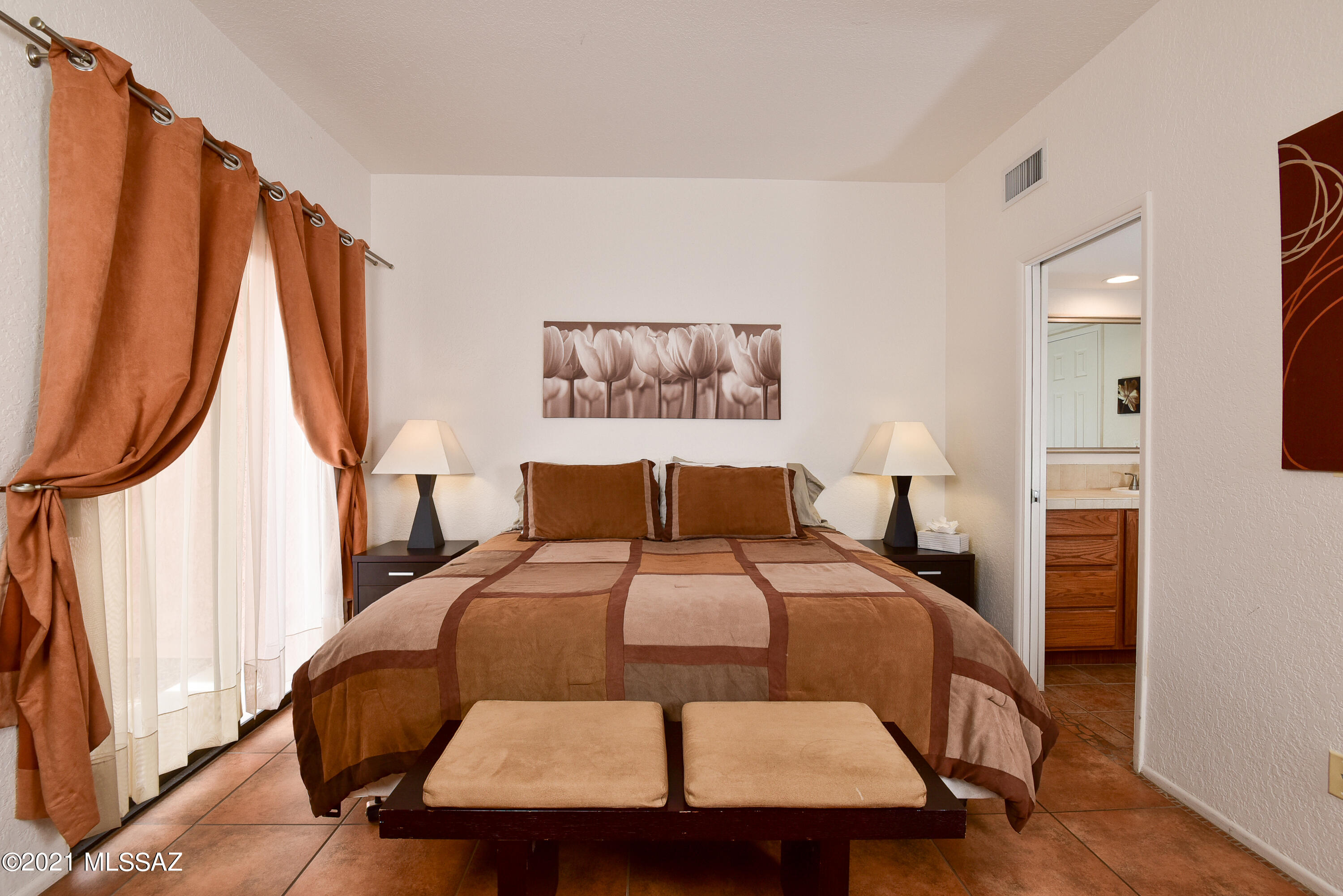 5051 N Sabino Canyon Rd Unit: 1106