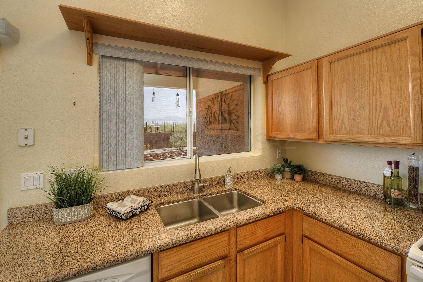 9066 N Lawndale Drive