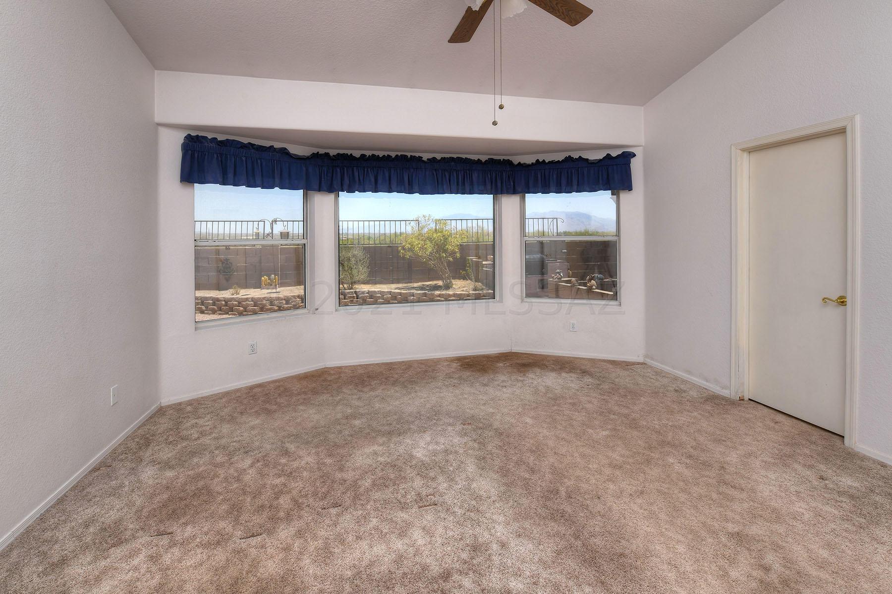 9066 N Lawndale Drive