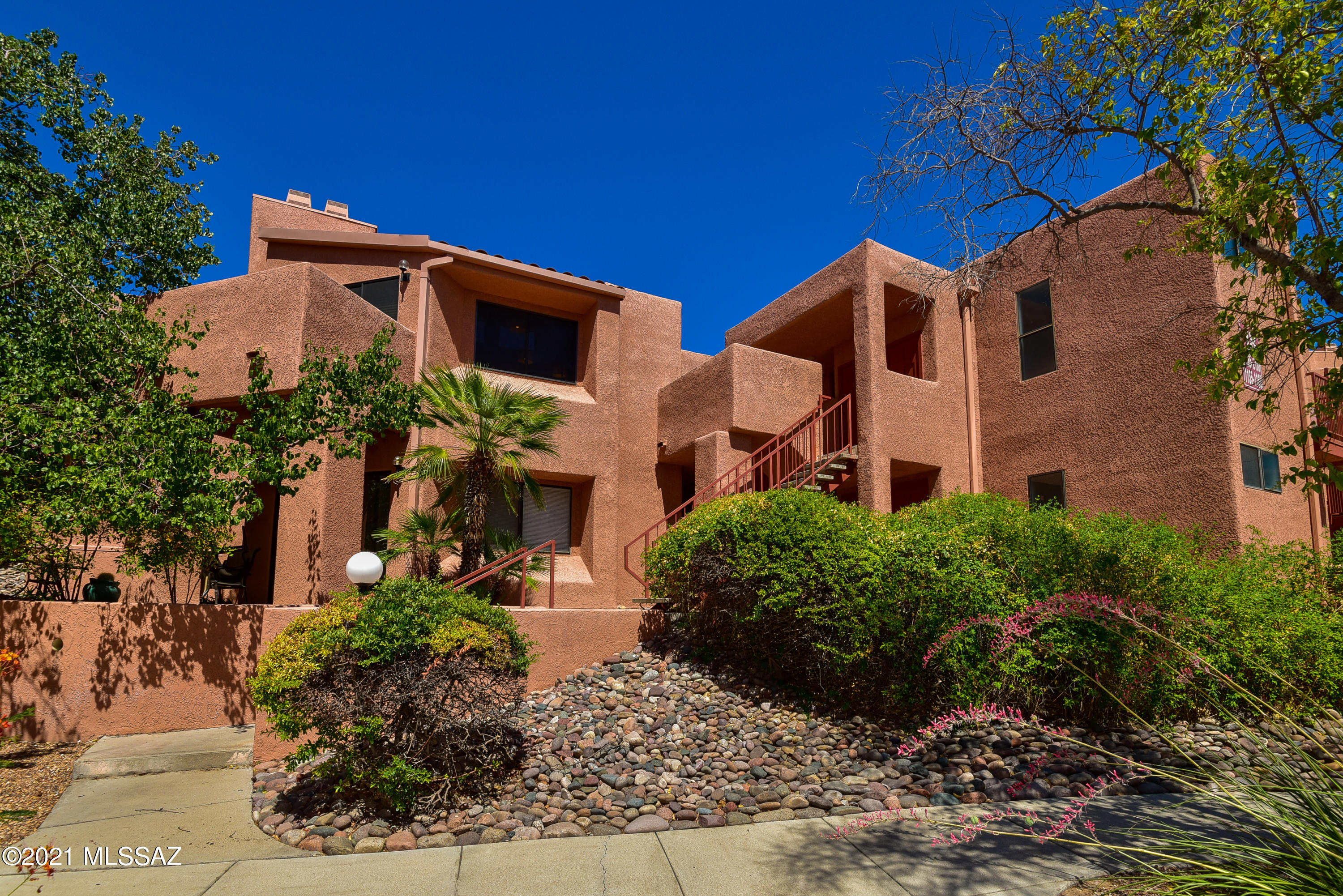 5051 N Sabino Canyon Rd Unit: 2166