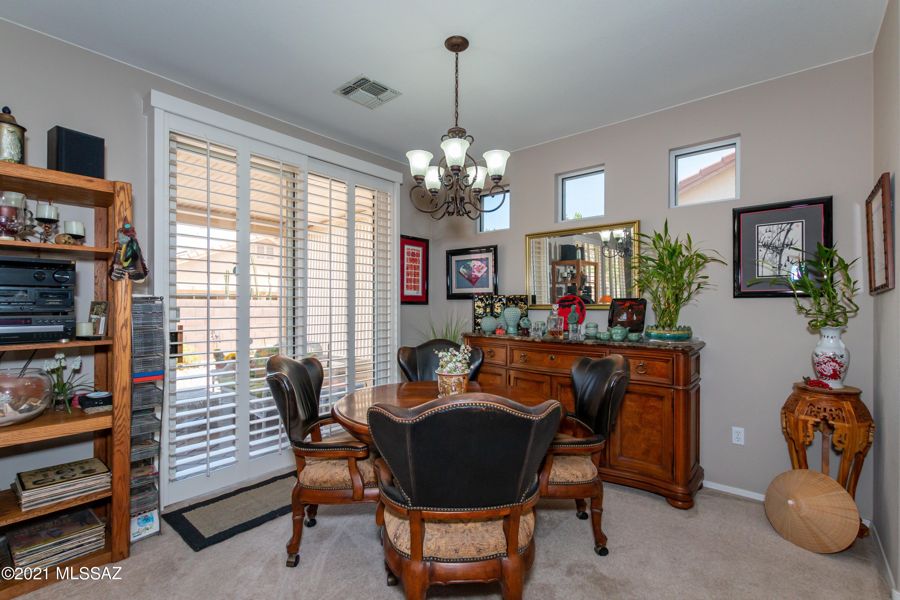 9489 N Twinkling Shadows Way Way