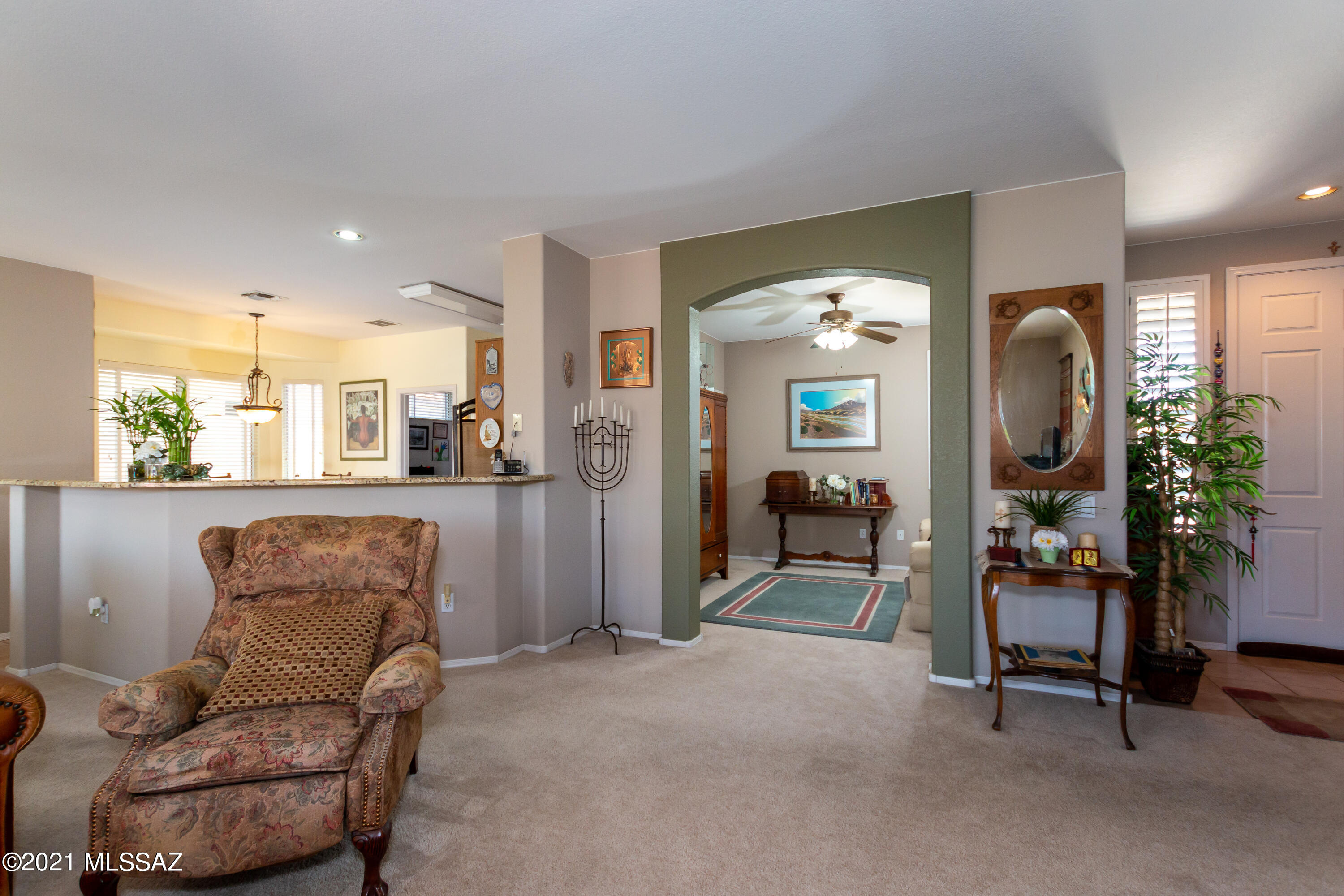 9489 N Twinkling Shadows Way Way