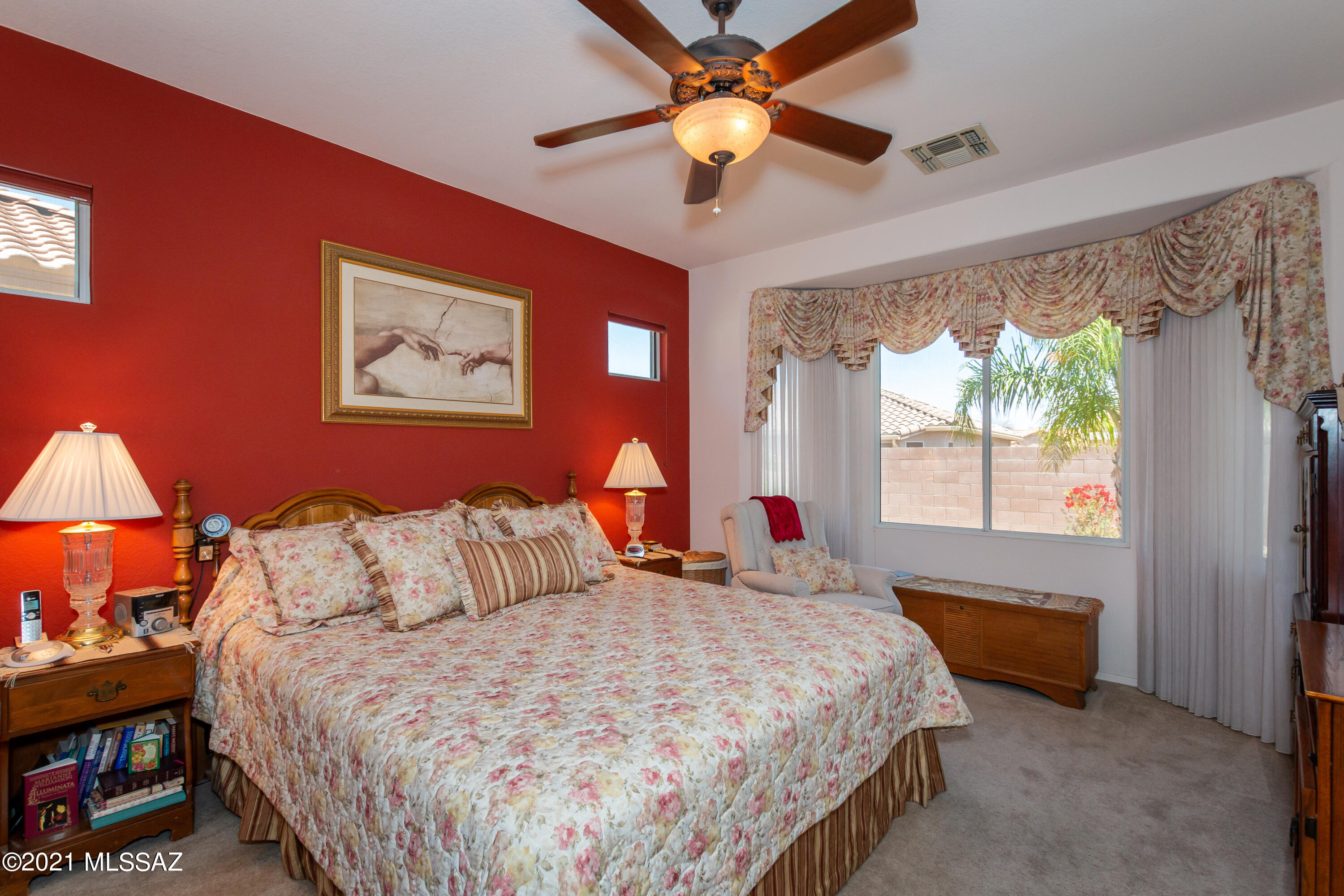 9489 N Twinkling Shadows Way Way