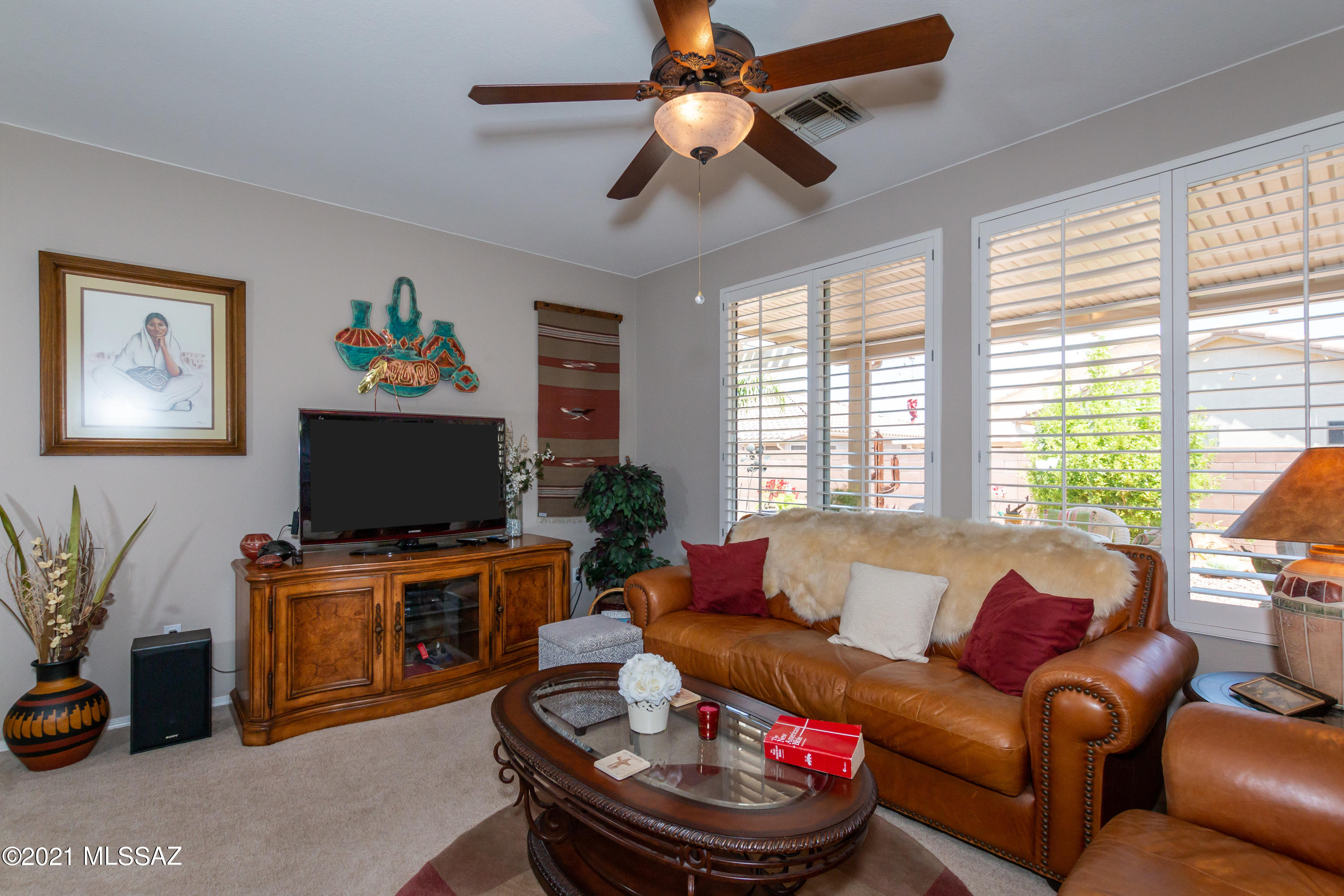 9489 N Twinkling Shadows Way Way