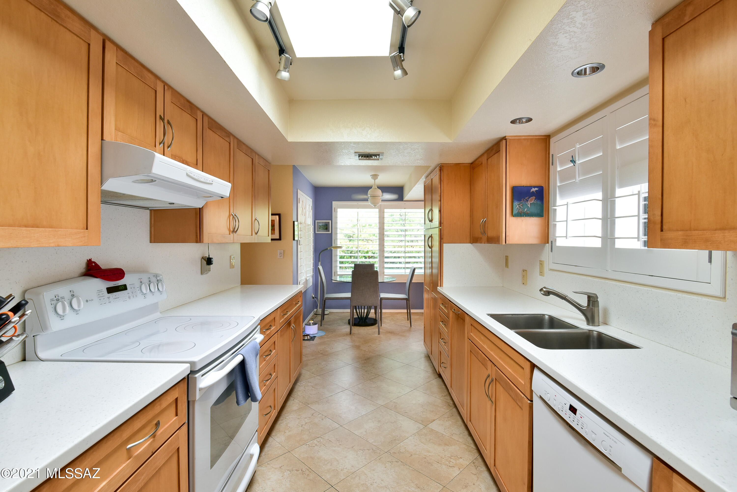 5012 N Placita Del Lazo