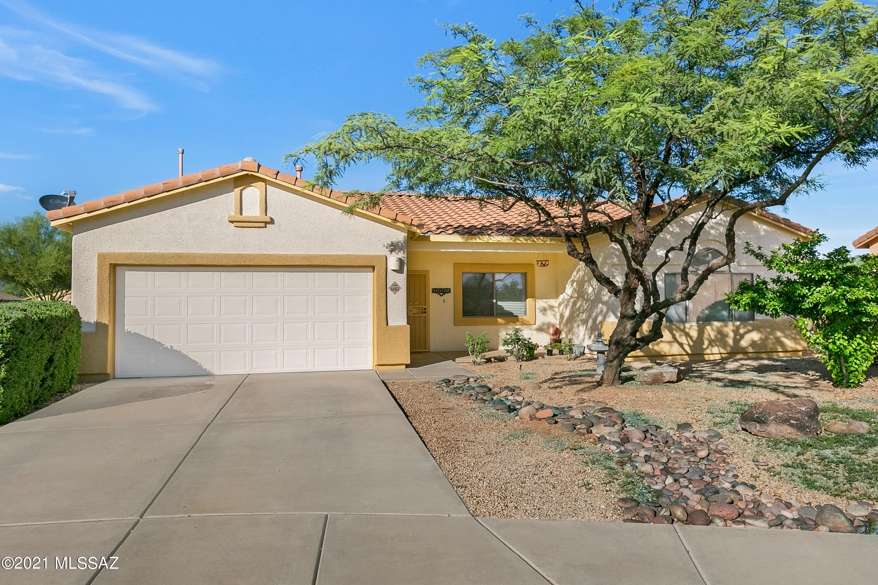 6683 S Placita Segovia