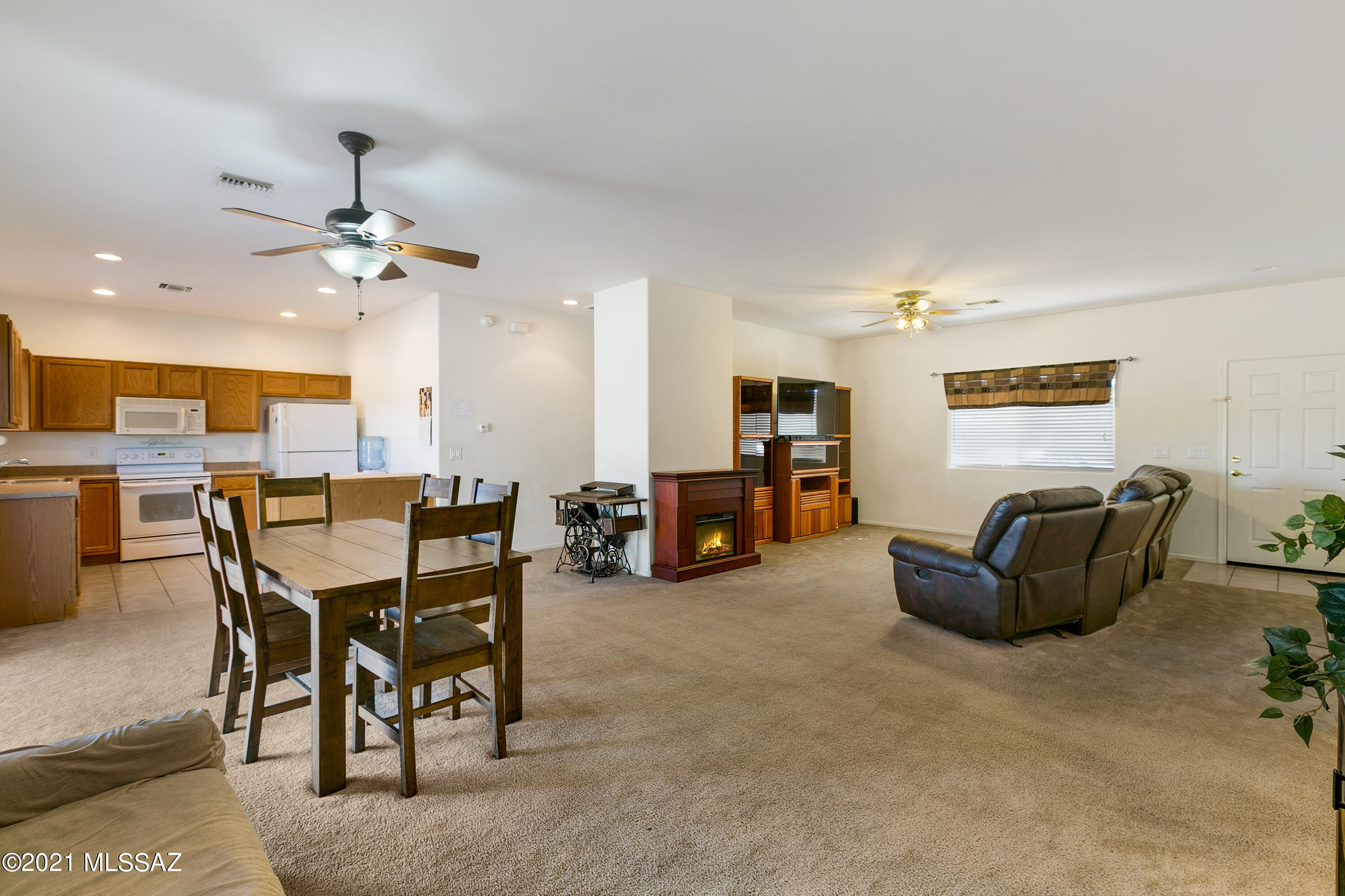 6683 S Placita Segovia