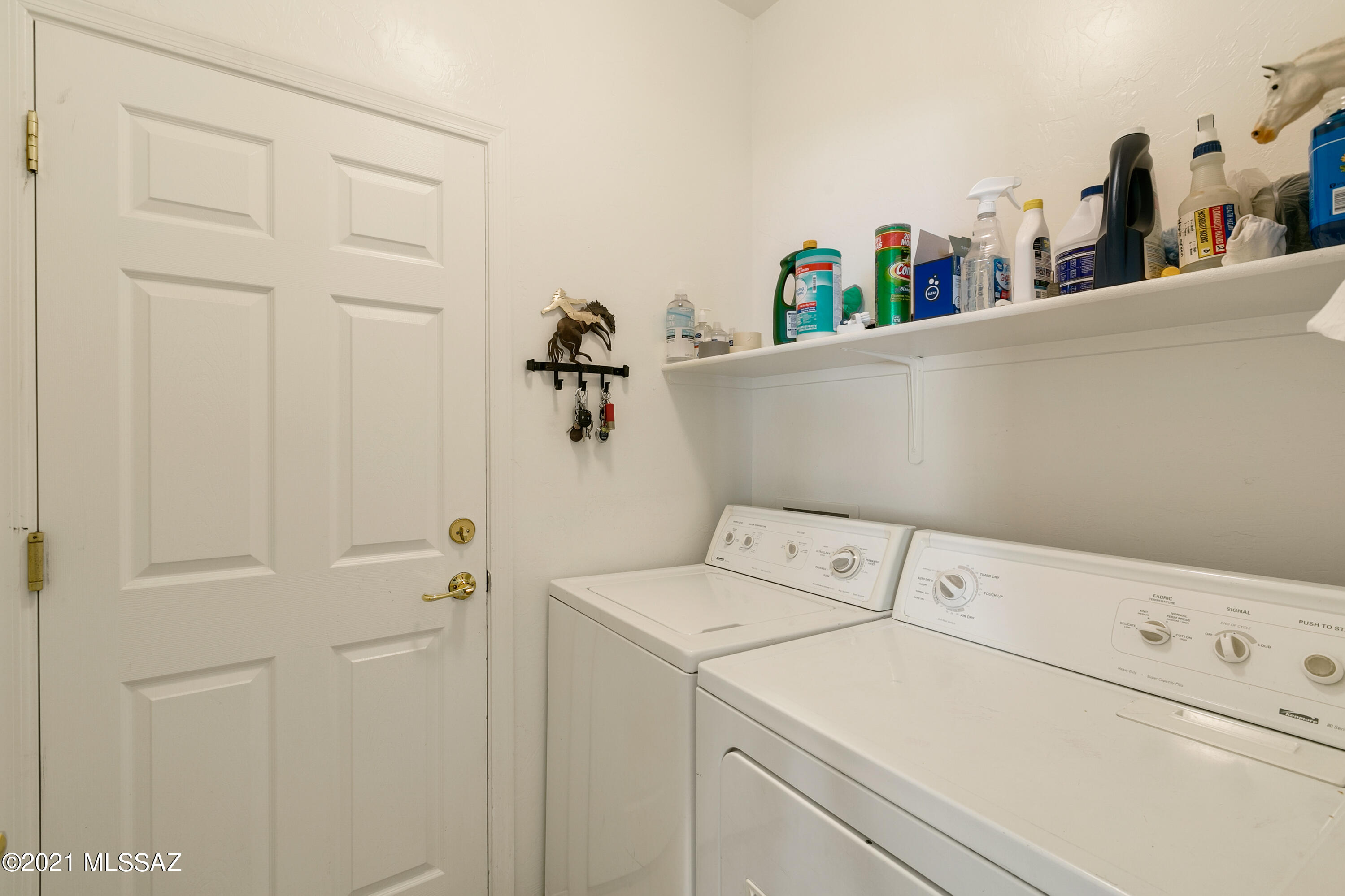 6683 S Placita Segovia