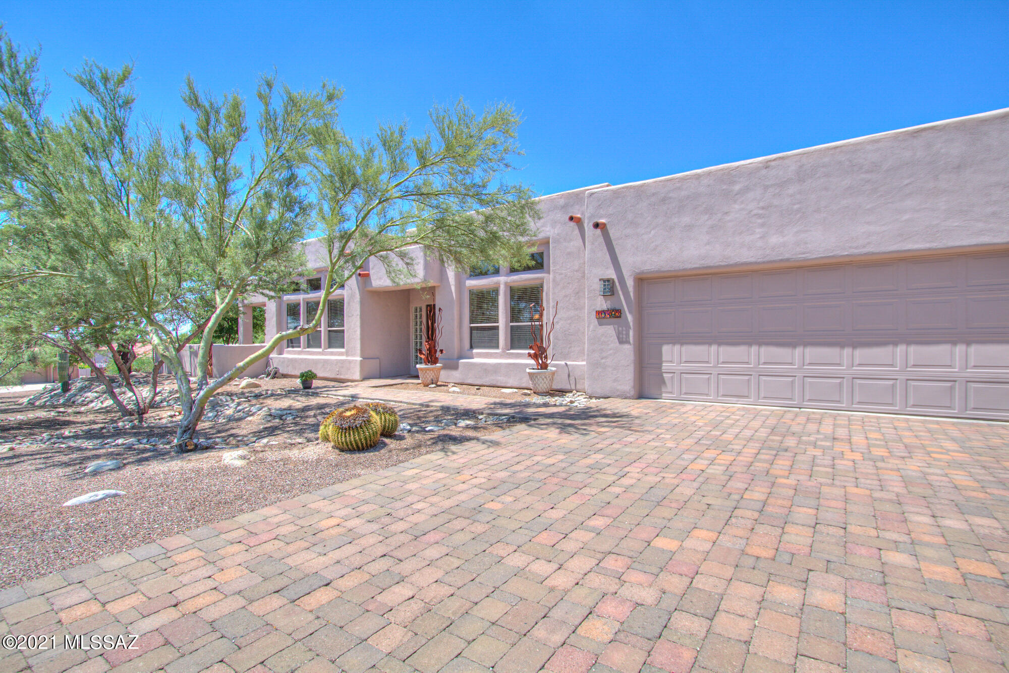 10803 E Placita Marimba