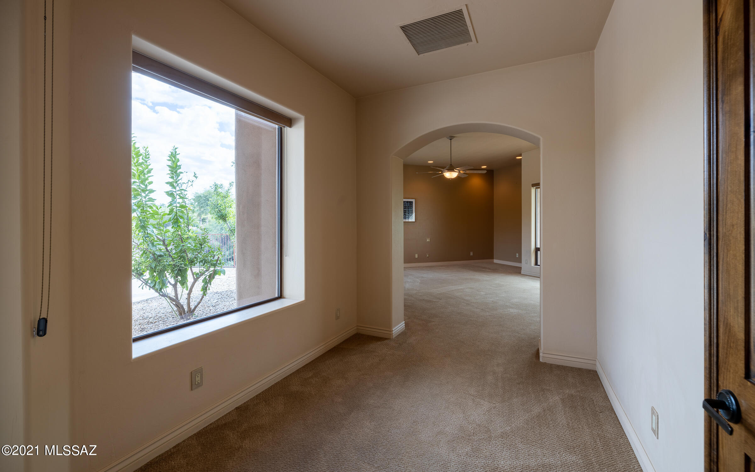 5070 N Hacienda Del Sol Road