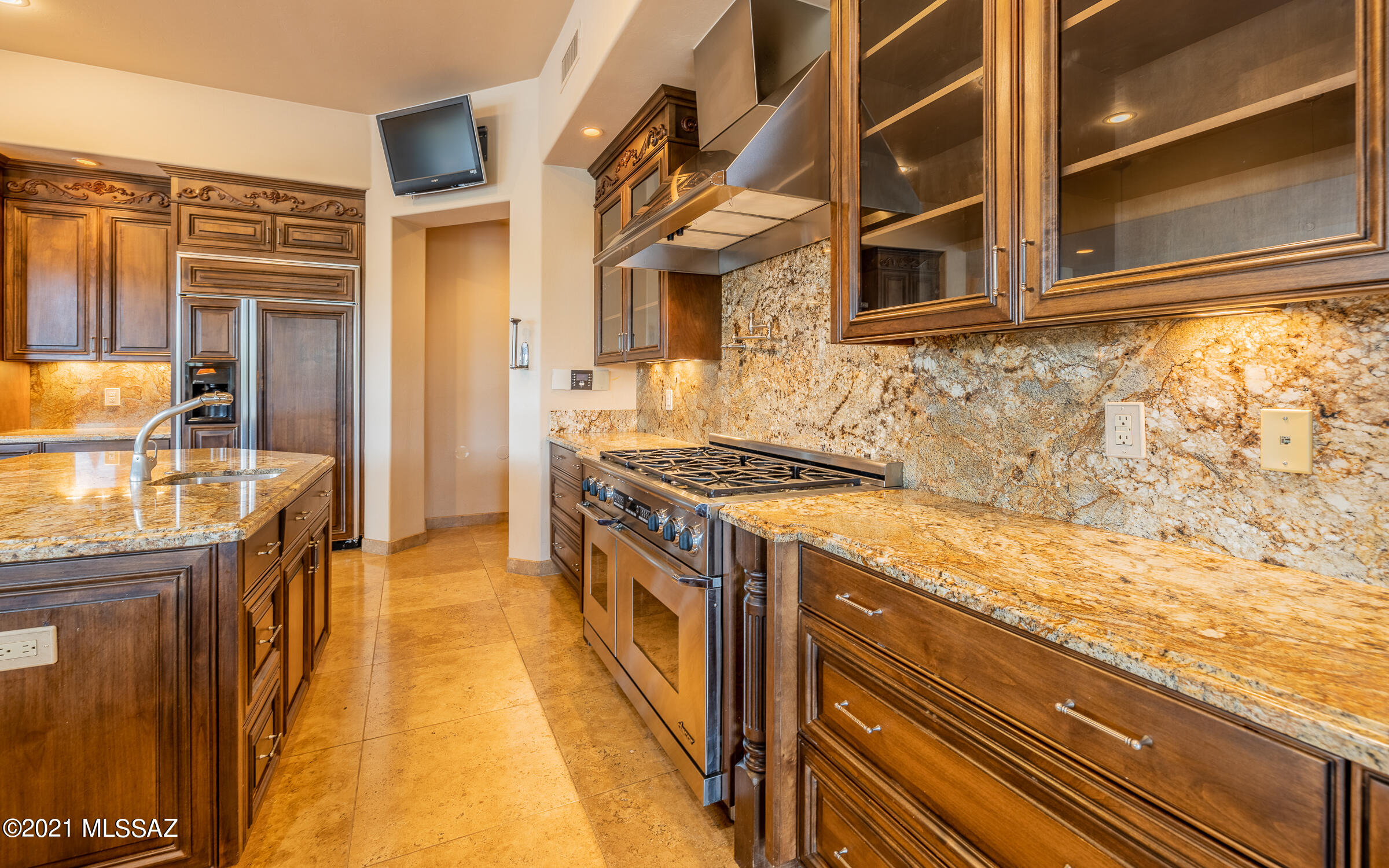 5070 N Hacienda Del Sol Road