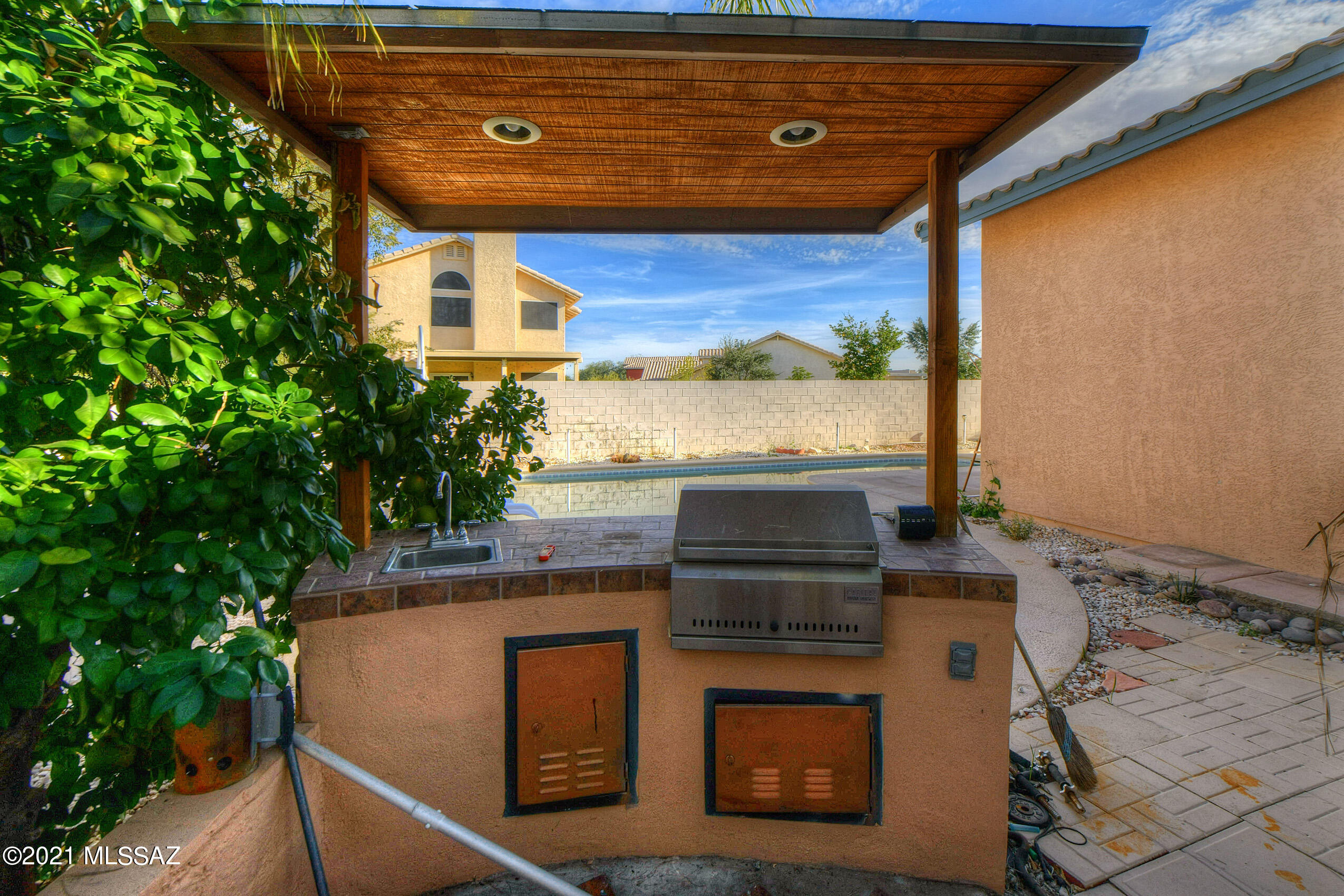 9000 N Veridian Drive