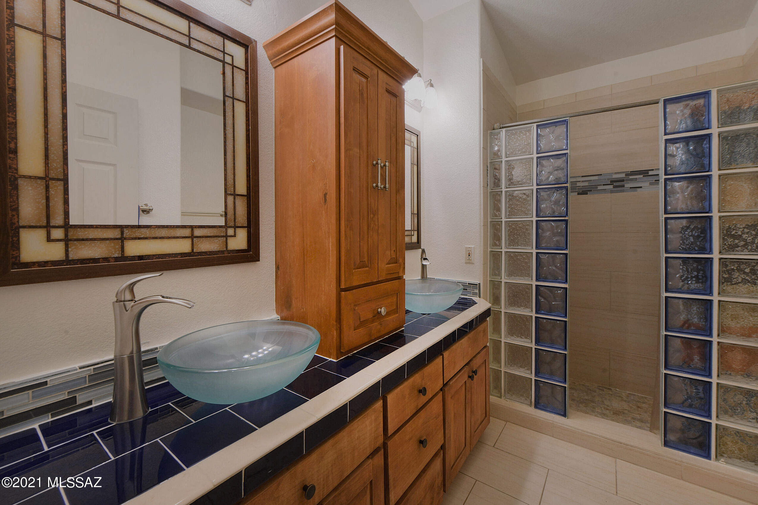 9000 N Veridian Drive