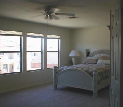 10198 N Pitching Wedge Lane