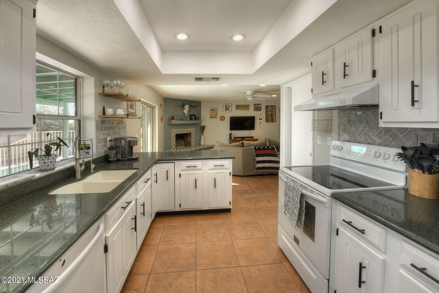 3572 E Nugget Canyon Place