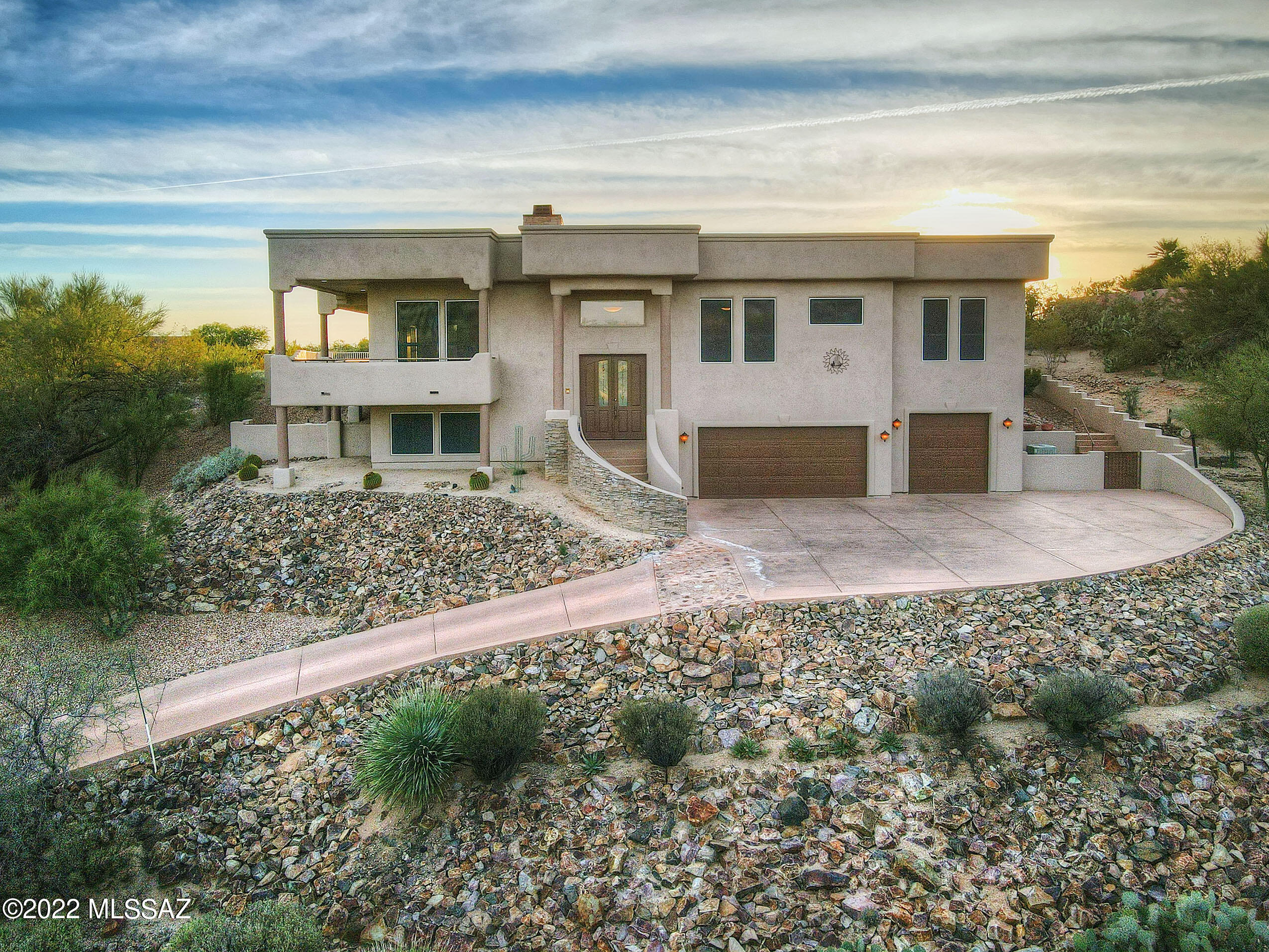 10685 N Summer Moon Place