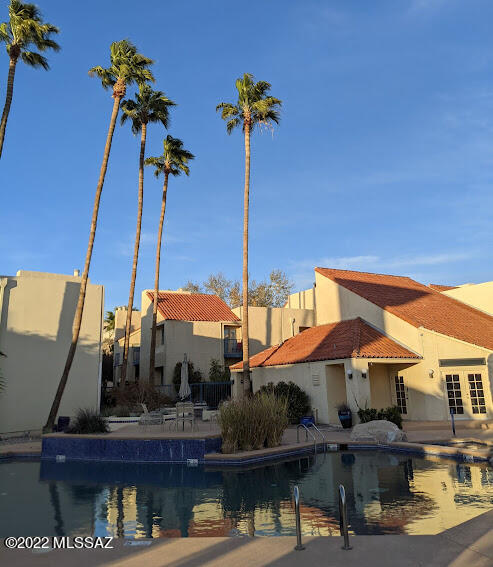 1200 River Road Unit: I-107