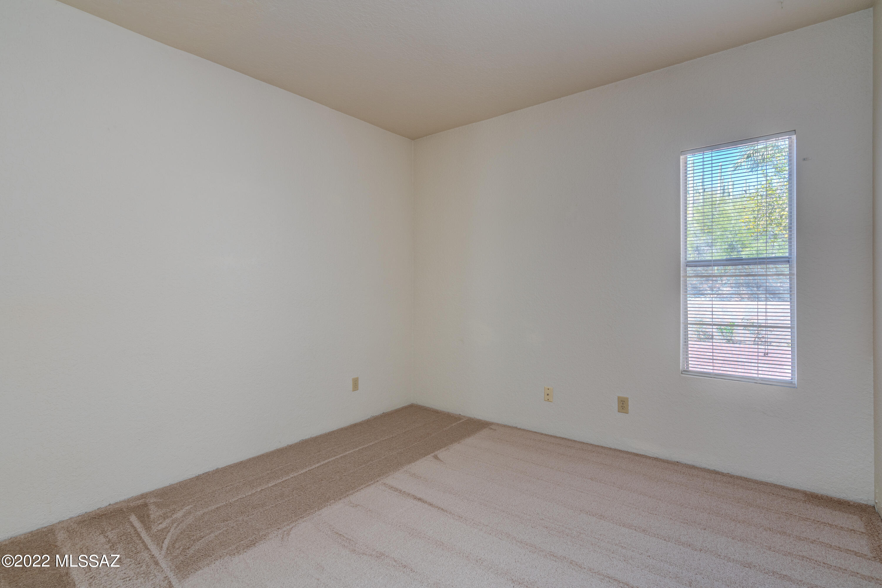 6483 N Foothills Drive