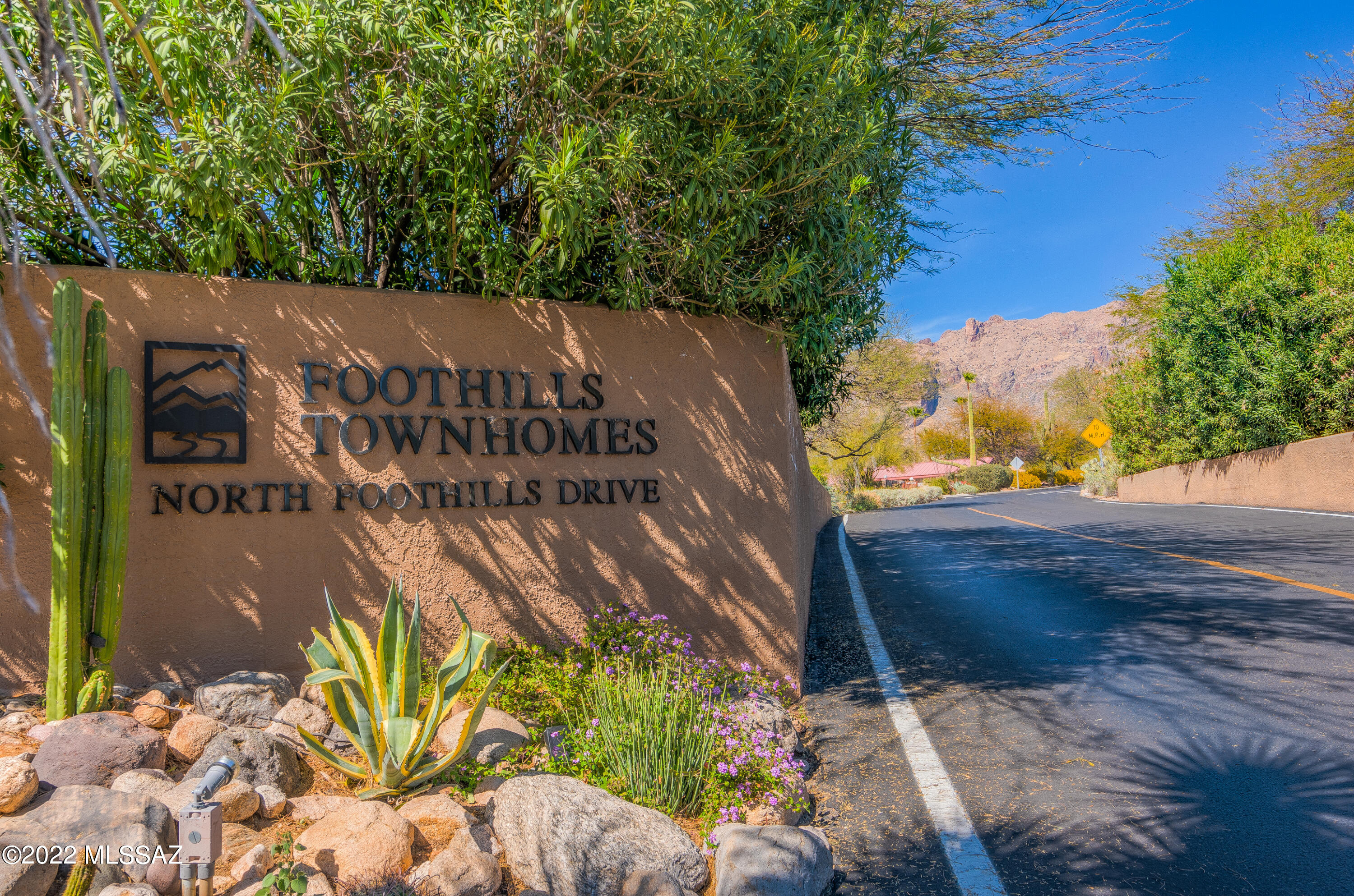 6483 N Foothills Drive