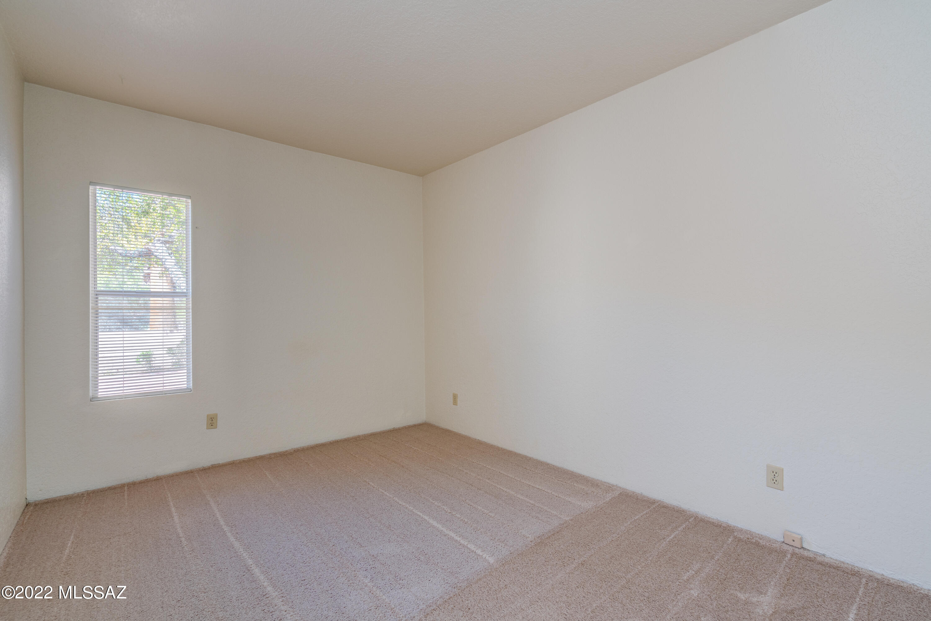 6483 N Foothills Drive