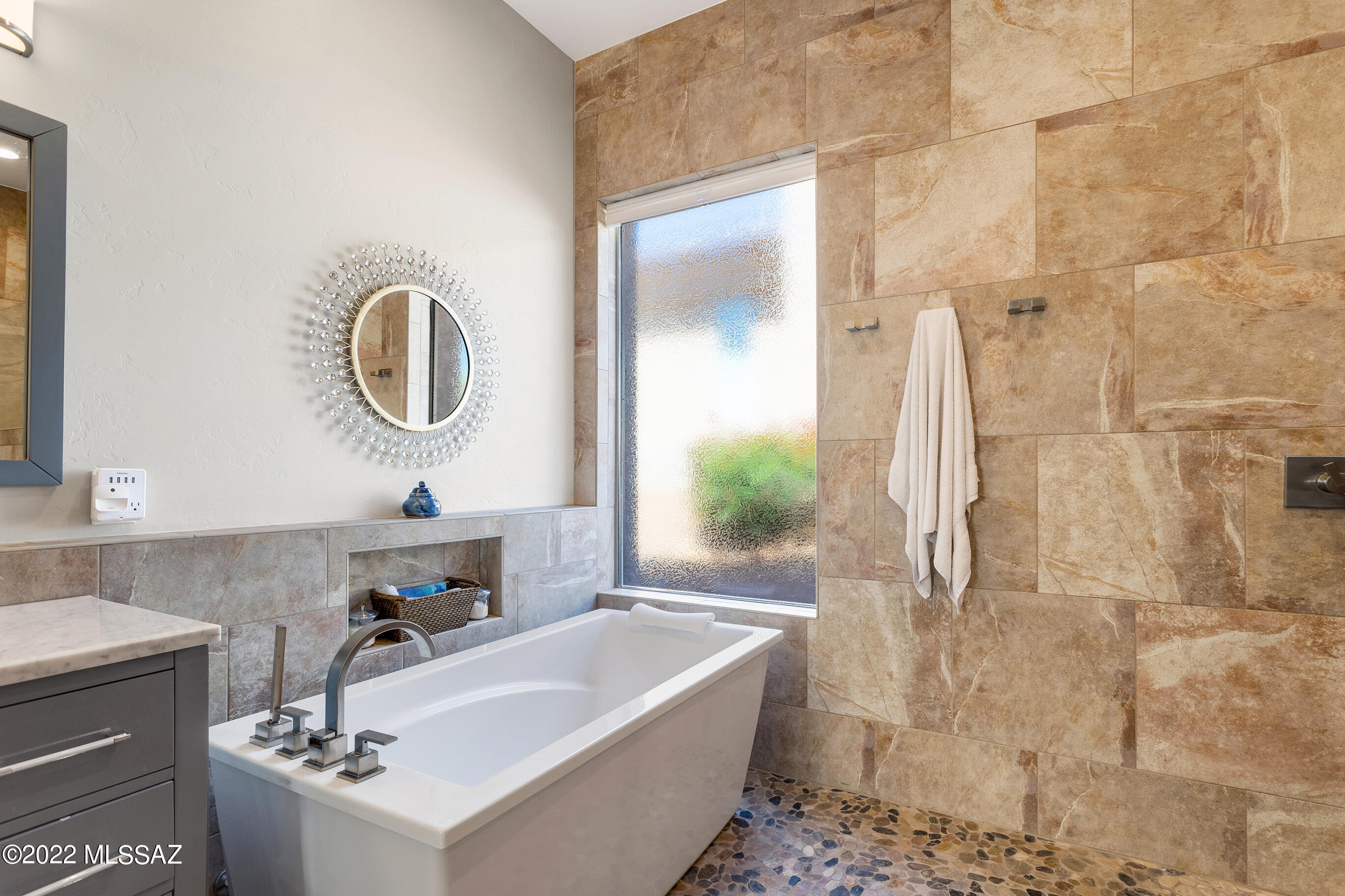 39059 S Clubhouse Drive