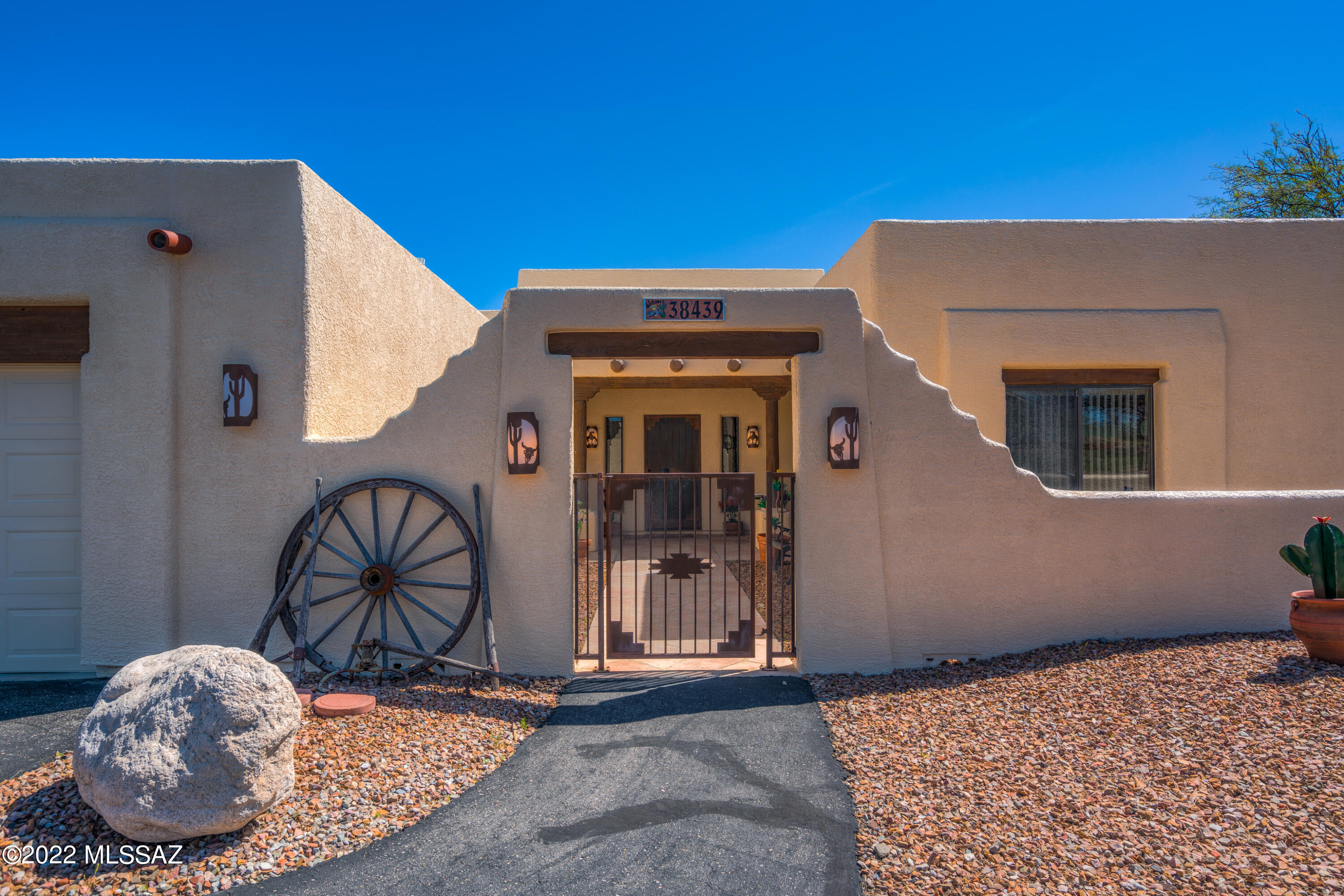 38439 S Loma Serena Drive