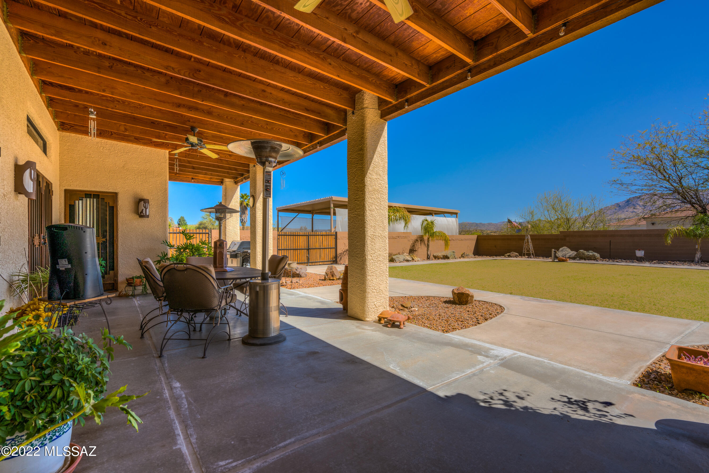 38439 S Loma Serena Drive