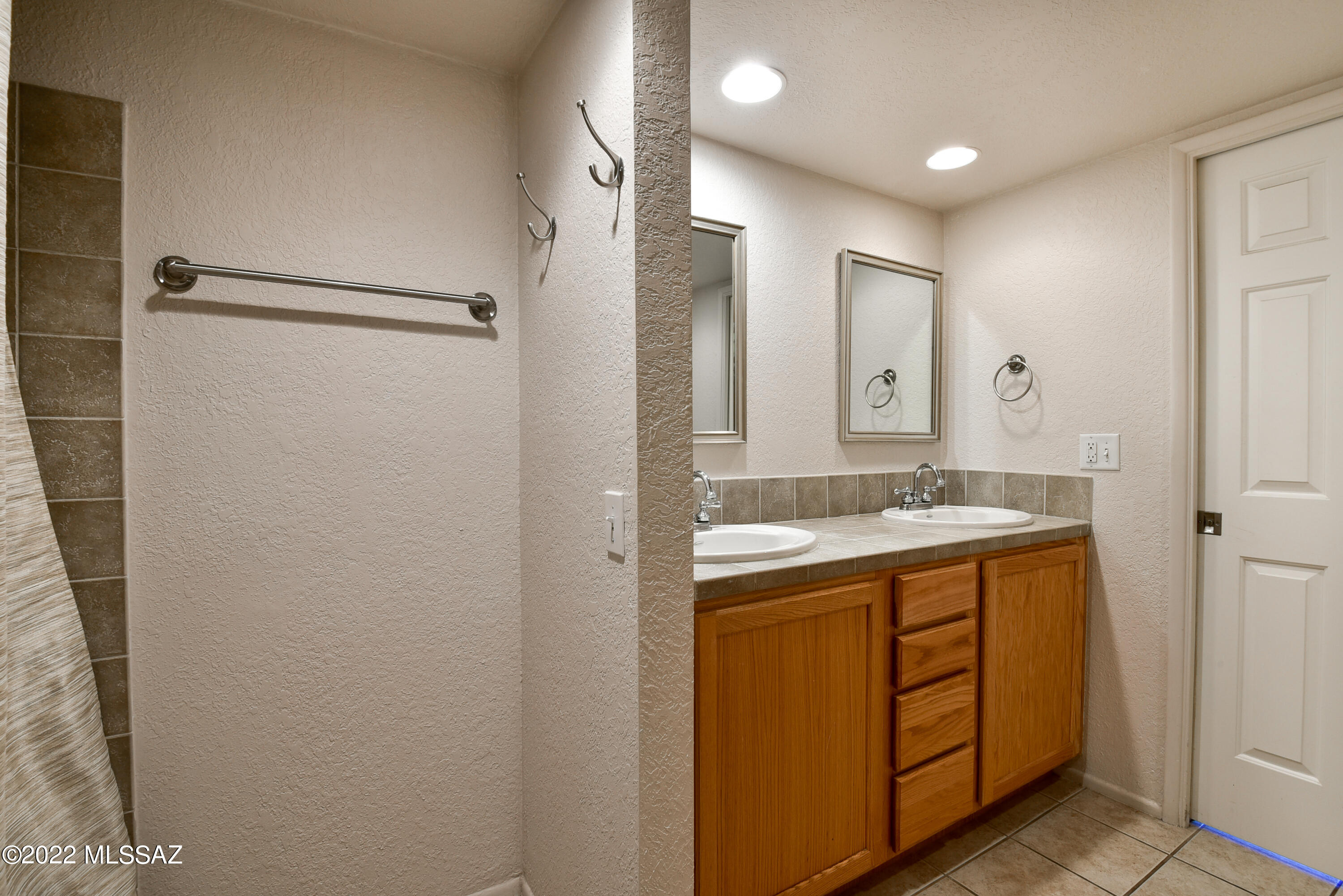 5051 N Sabino Canyon Road Unit: 1128
