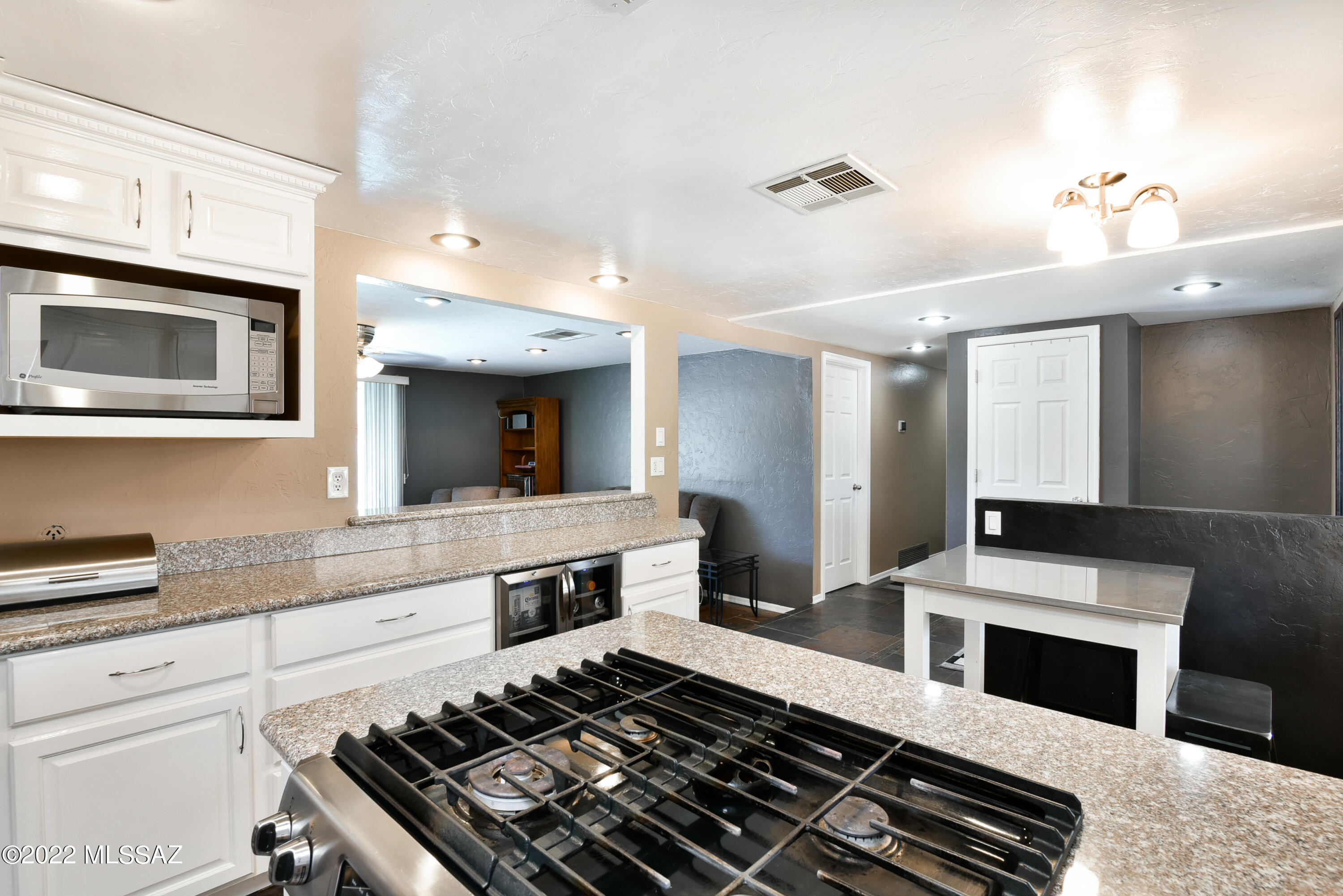 5520 N Northern Hills Drive