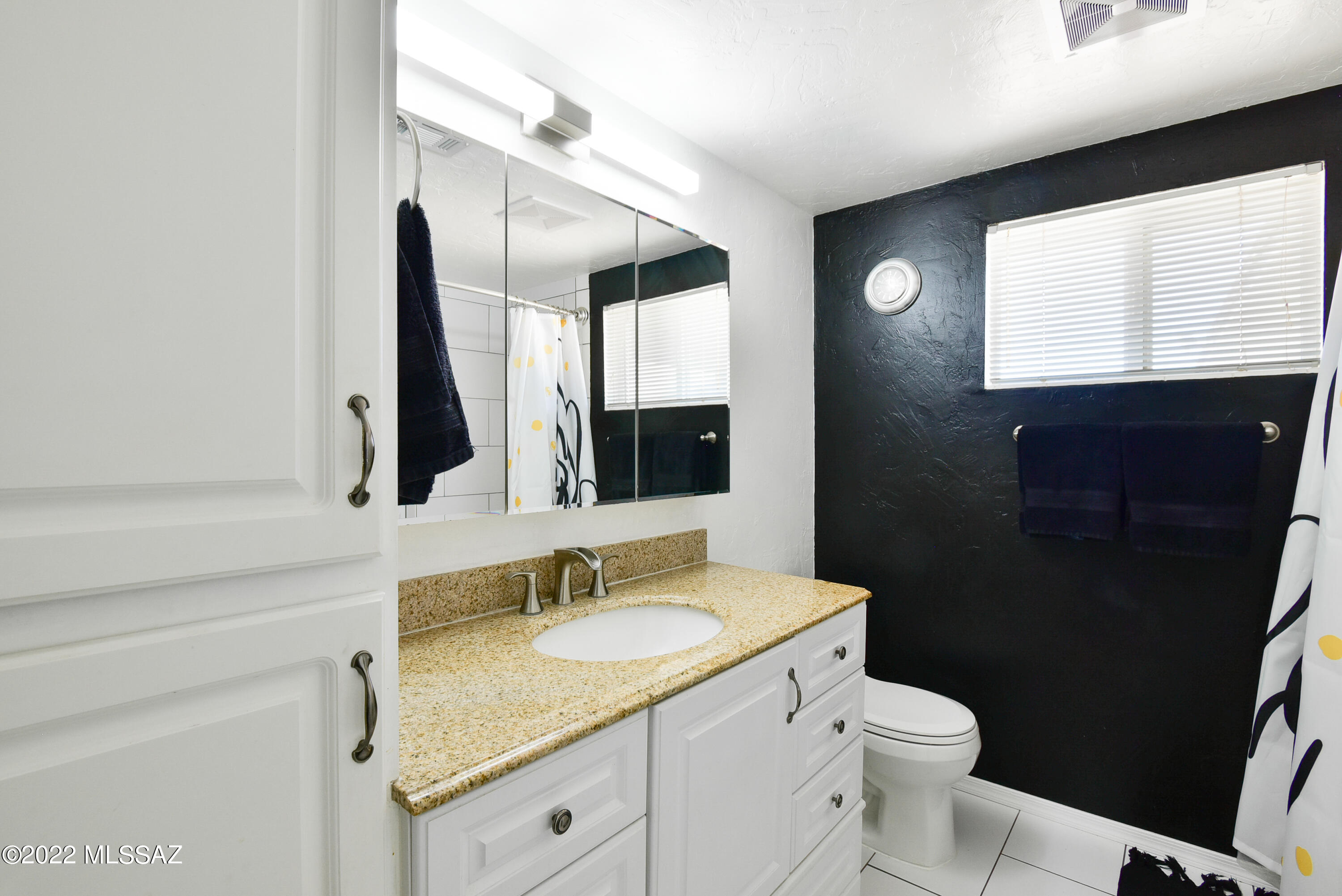 5520 N Northern Hills Drive