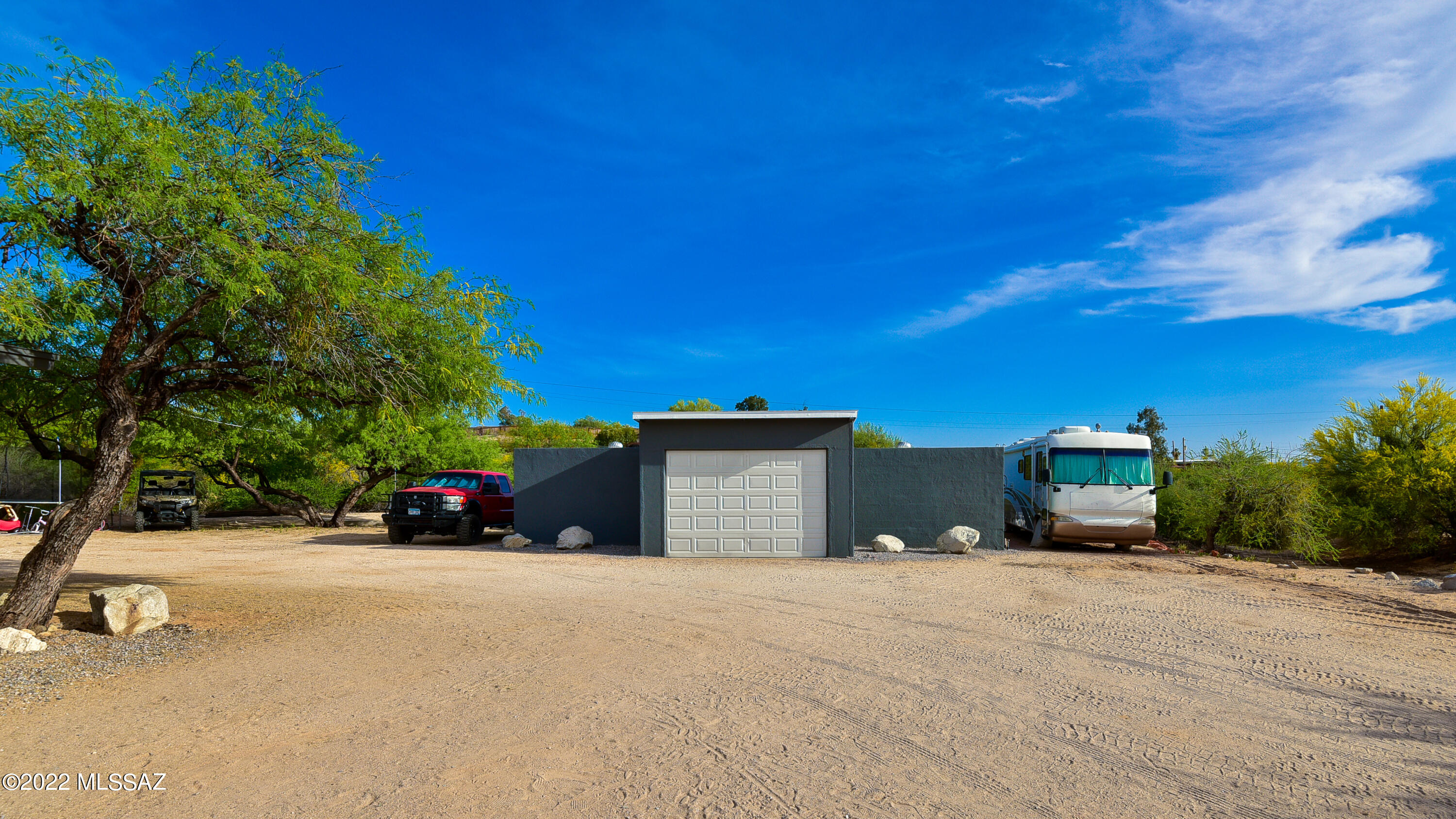 5520 N Northern Hills Drive