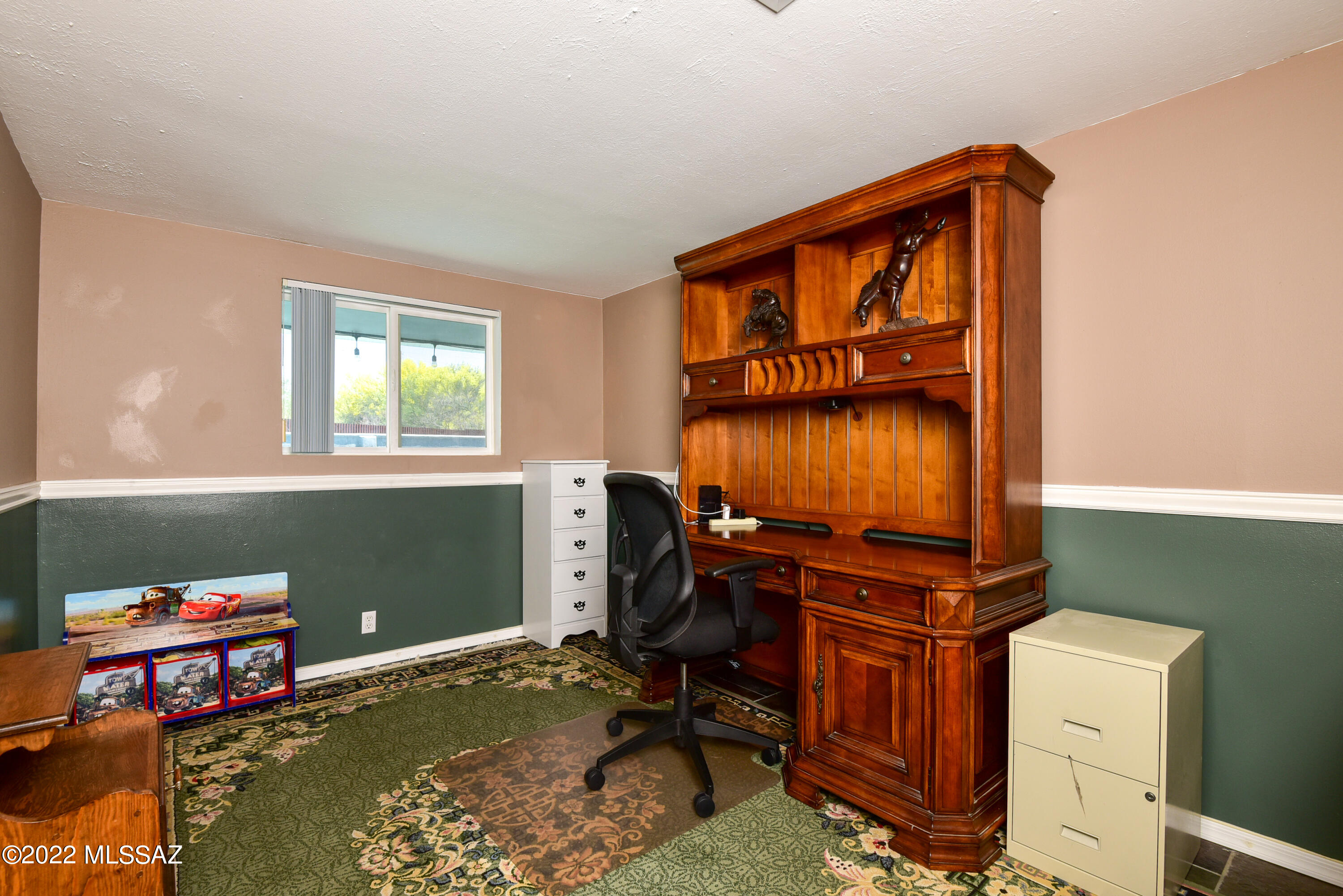 5520 N Northern Hills Drive