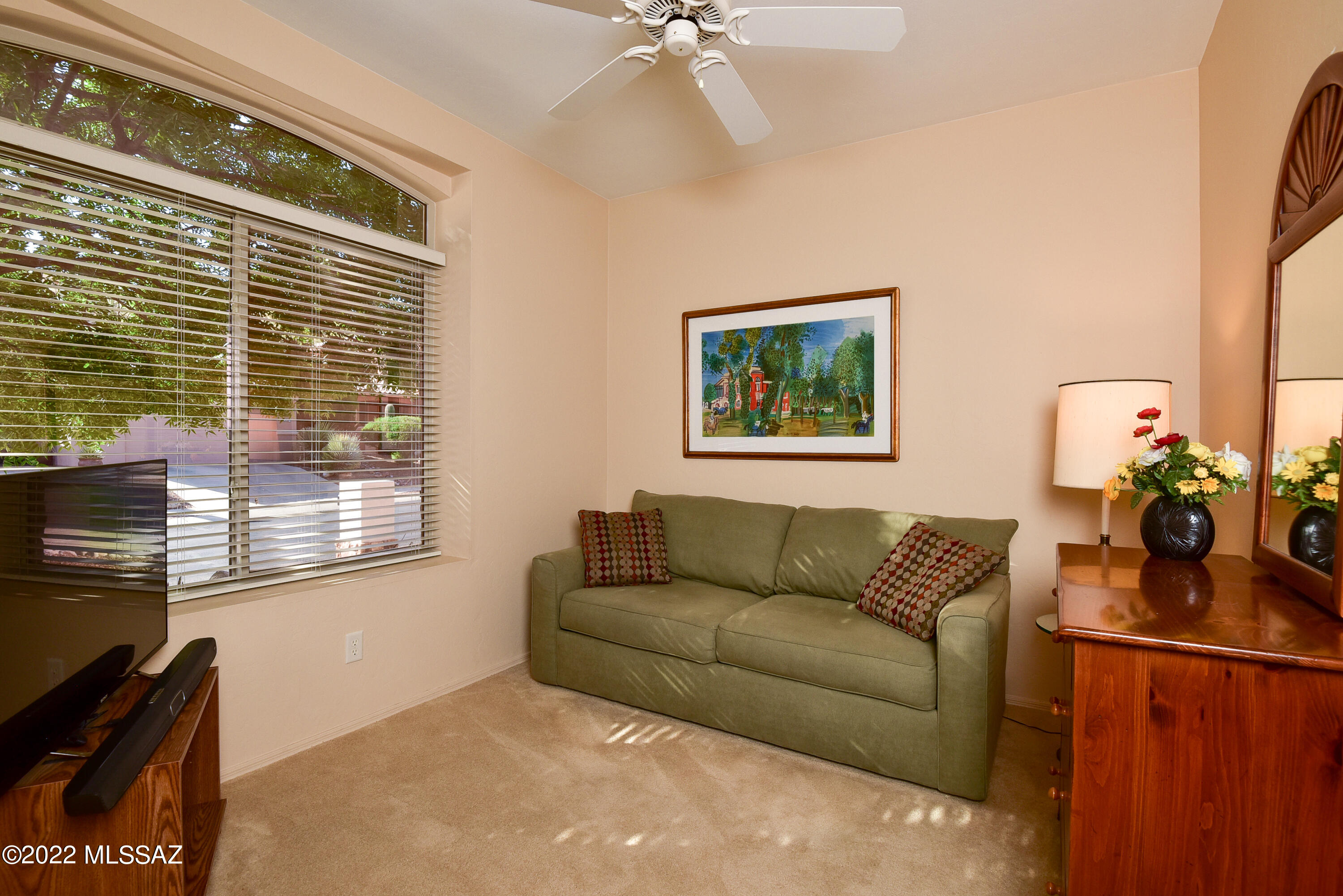 4088 N Sunset Cliff Place