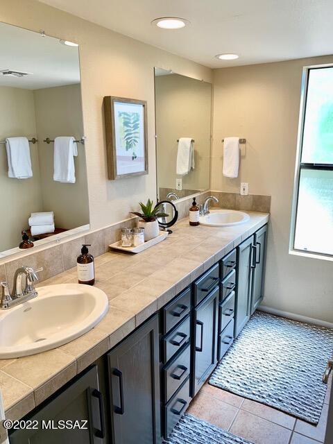 5051 N Sabino Canyon Road Unit: 2230