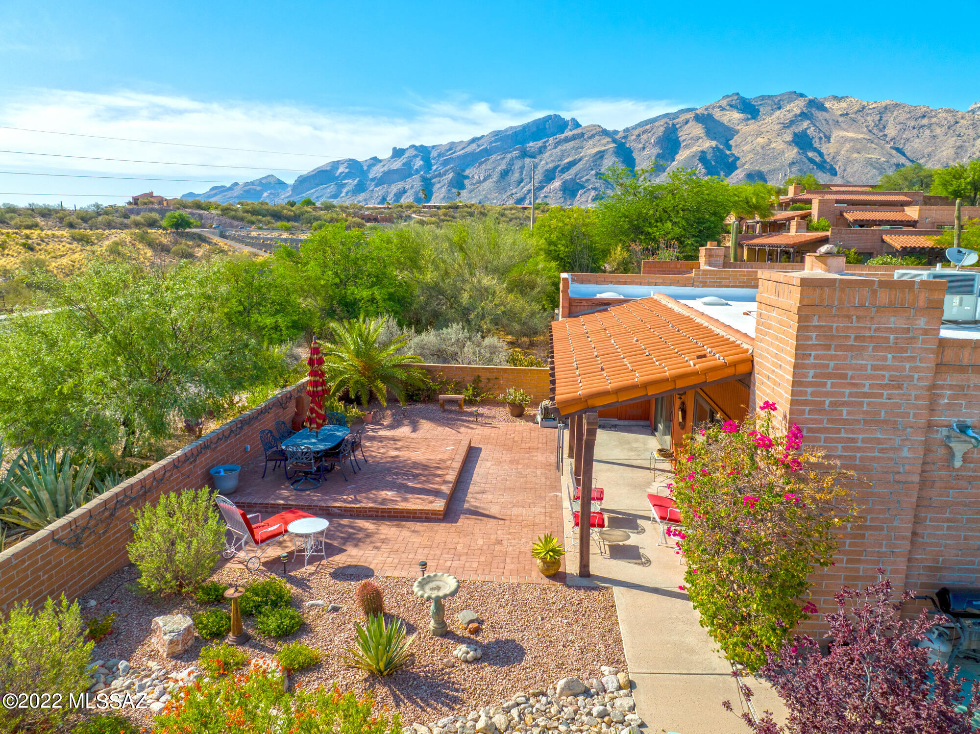 5485 N Camino Del Penoso