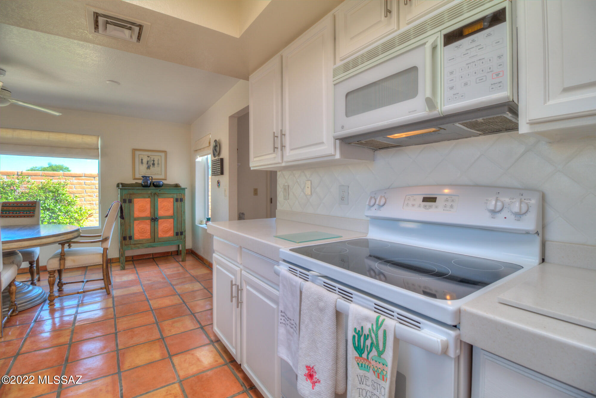 5485 N Camino Del Penoso