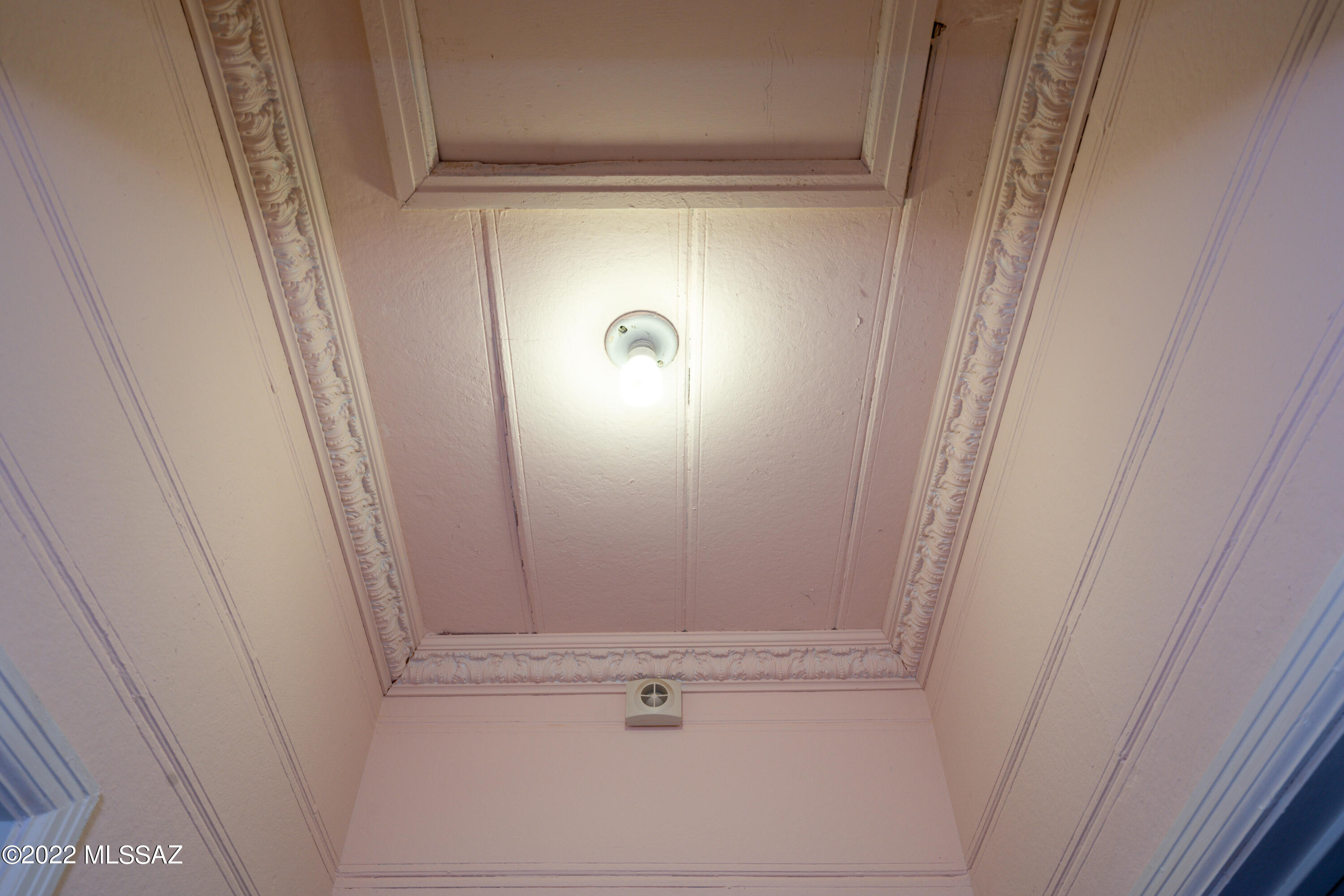 4241 E Linden Street