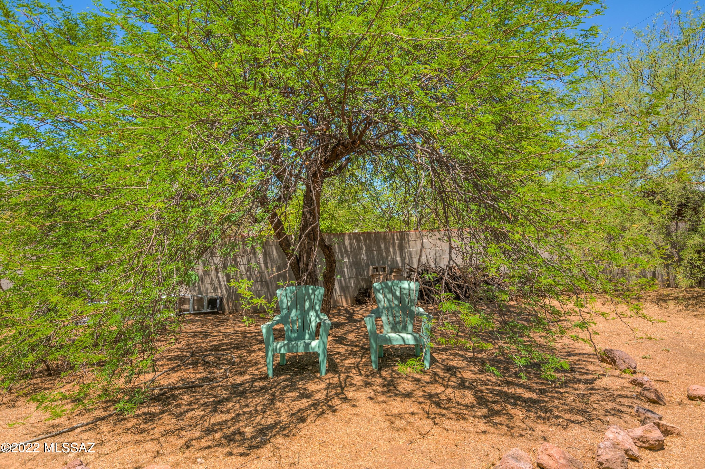 4241 E Linden Street