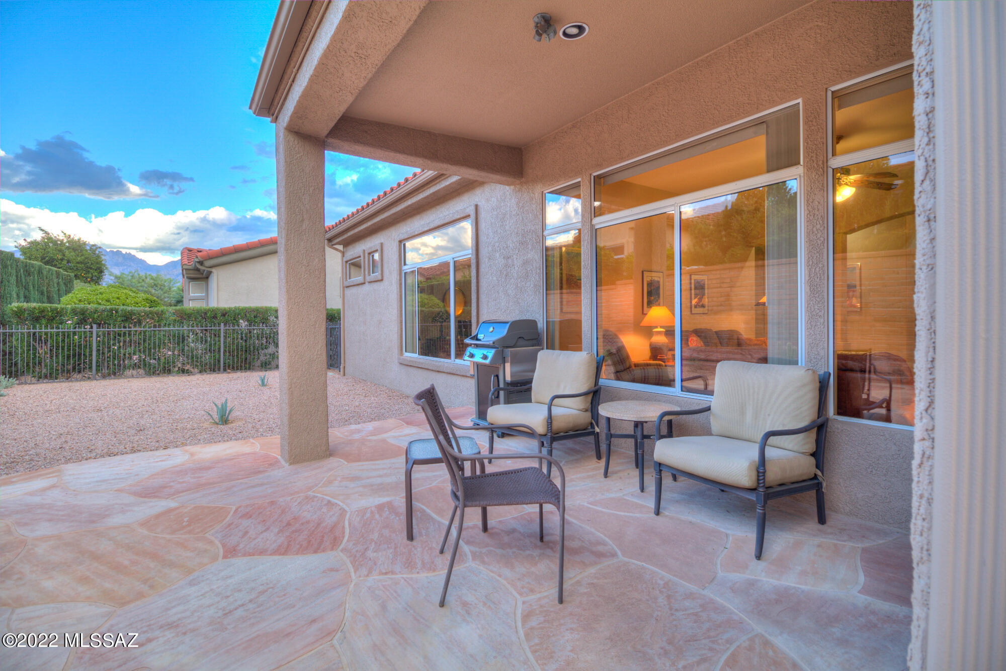 2227 E Buster Mountain Drive