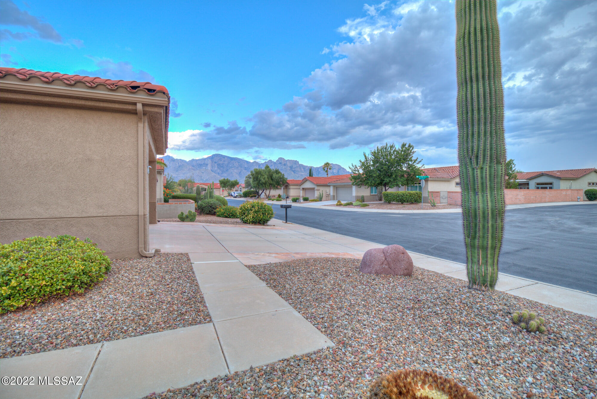 2227 E Buster Mountain Drive