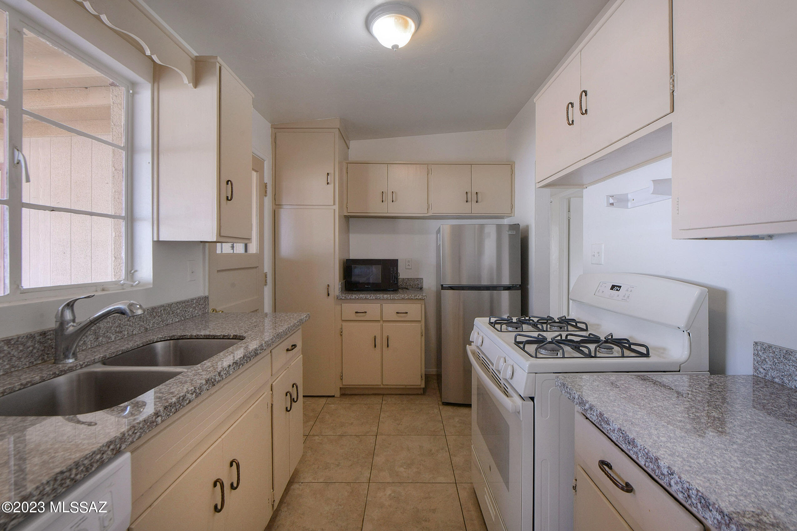 6401 E Colgate Drive