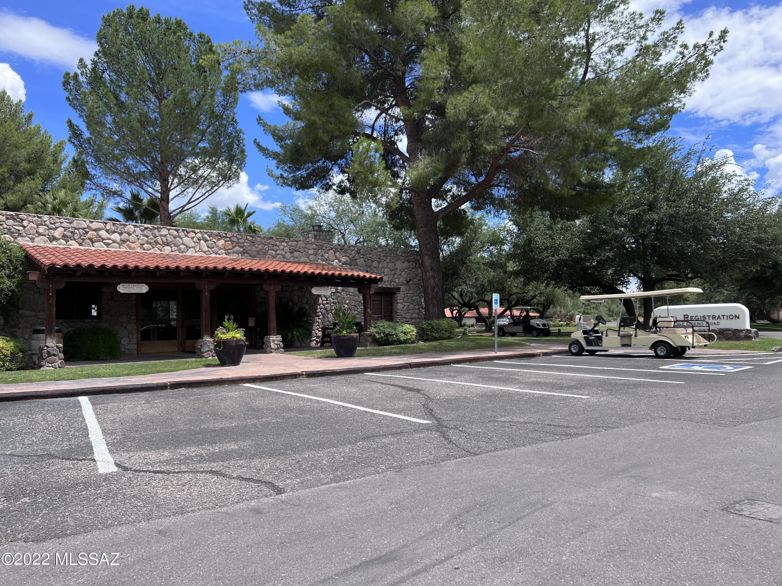 15 Ave Diaz Unit: 94