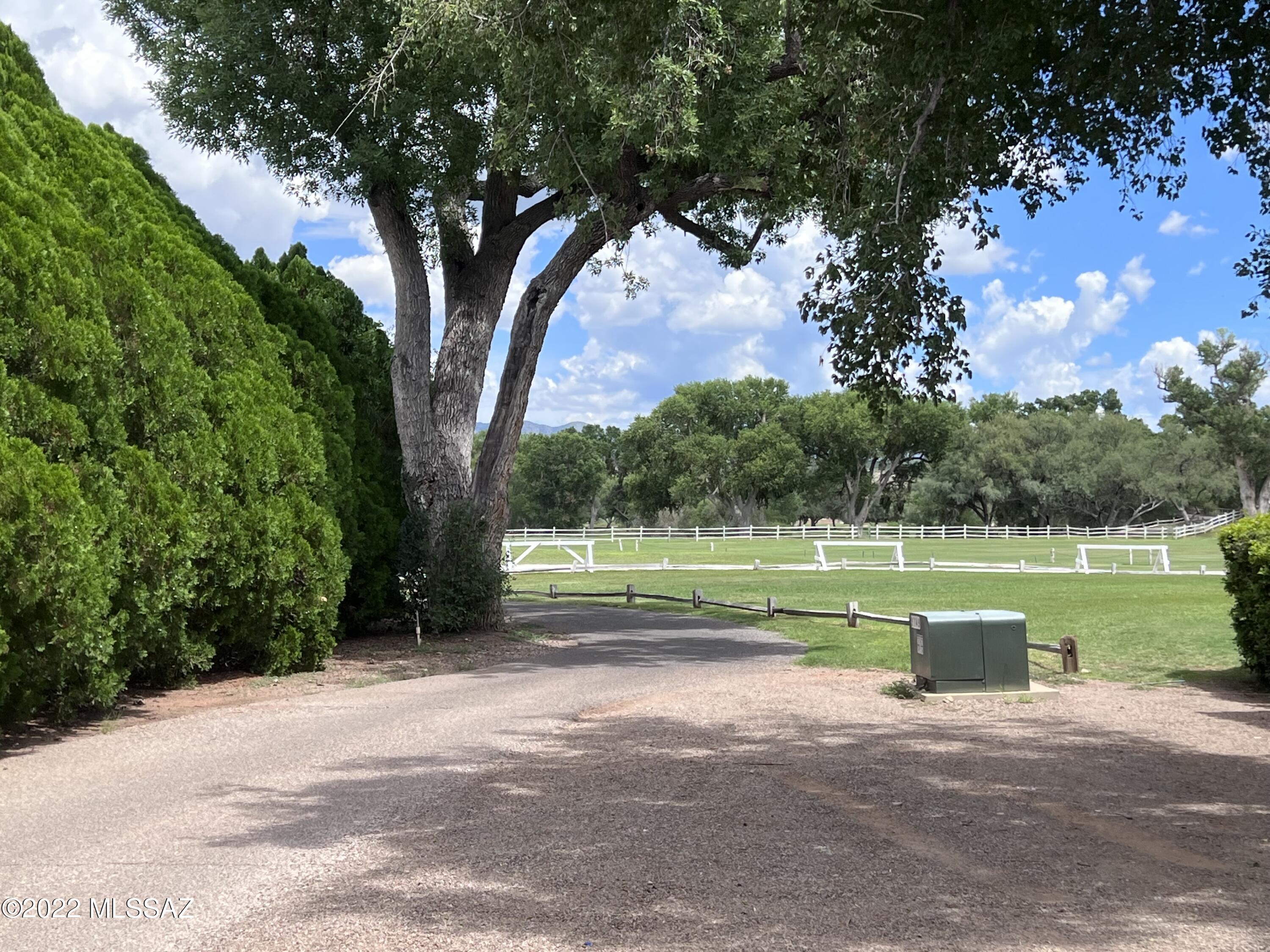 15 Ave Diaz Unit: 94