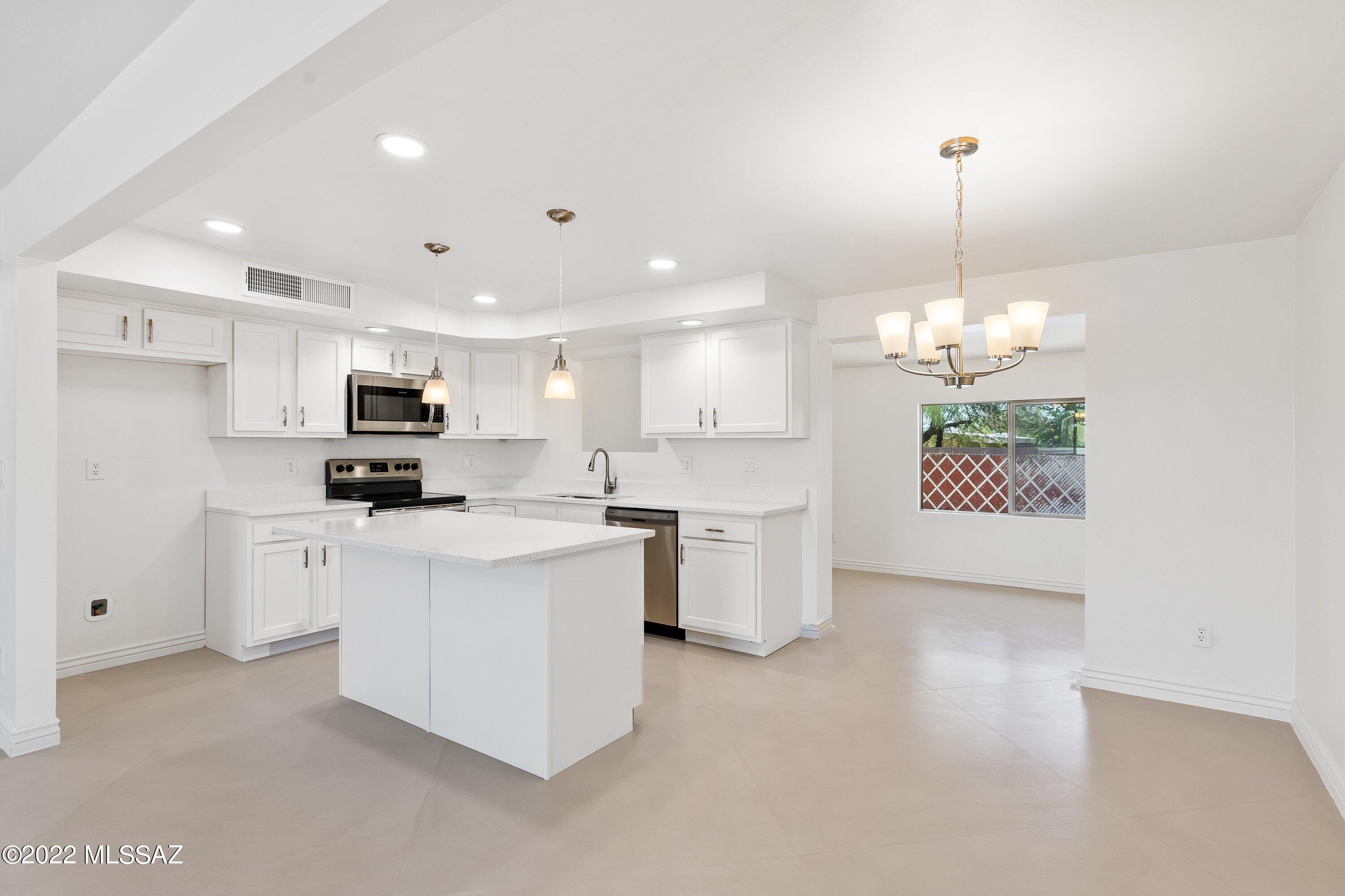 3621 W Wesleyan Drive