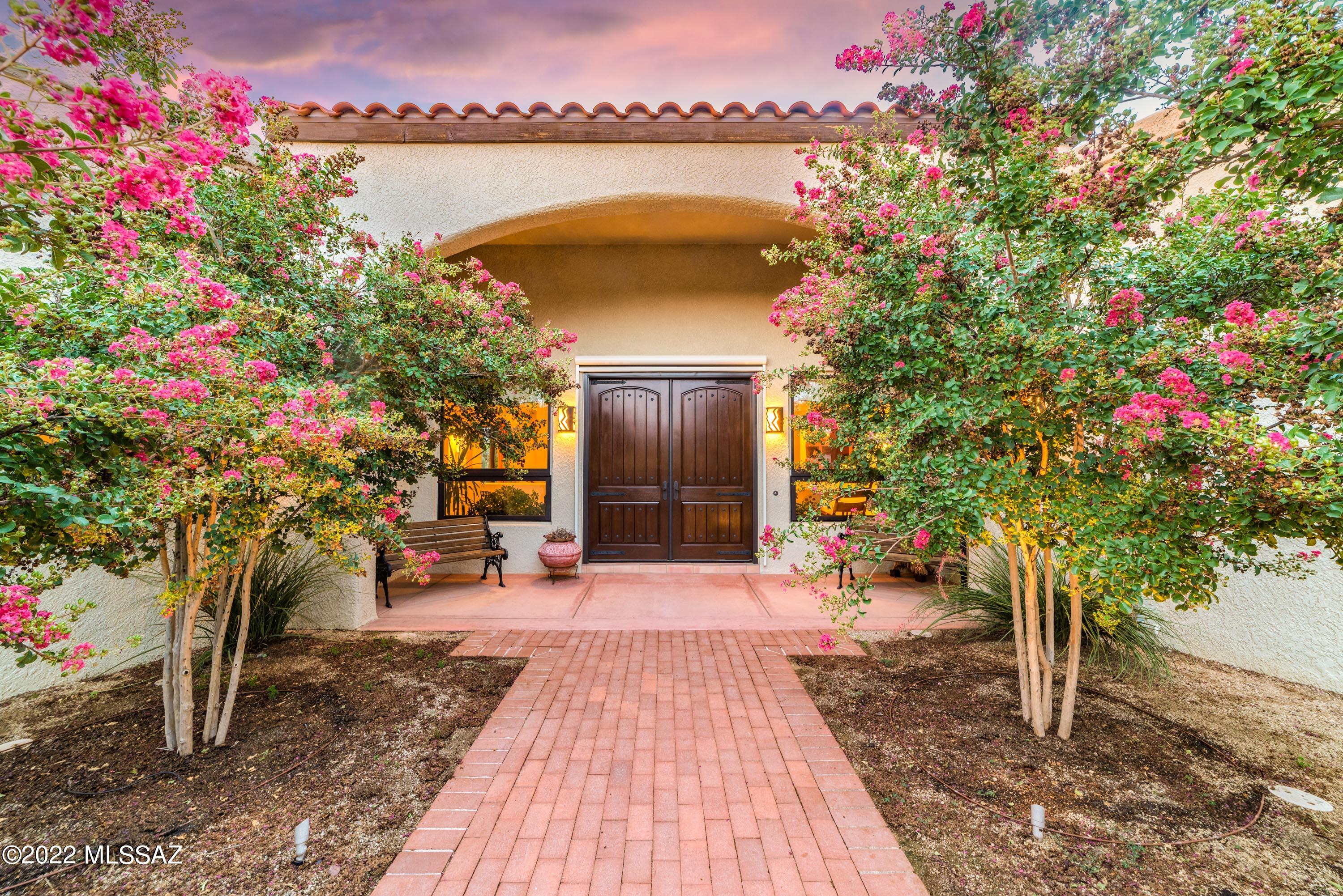 11661 E Lusitano Place