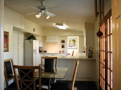 1530 W Calle Del Media