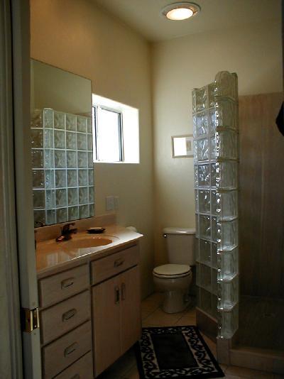 1530 W Calle Del Media