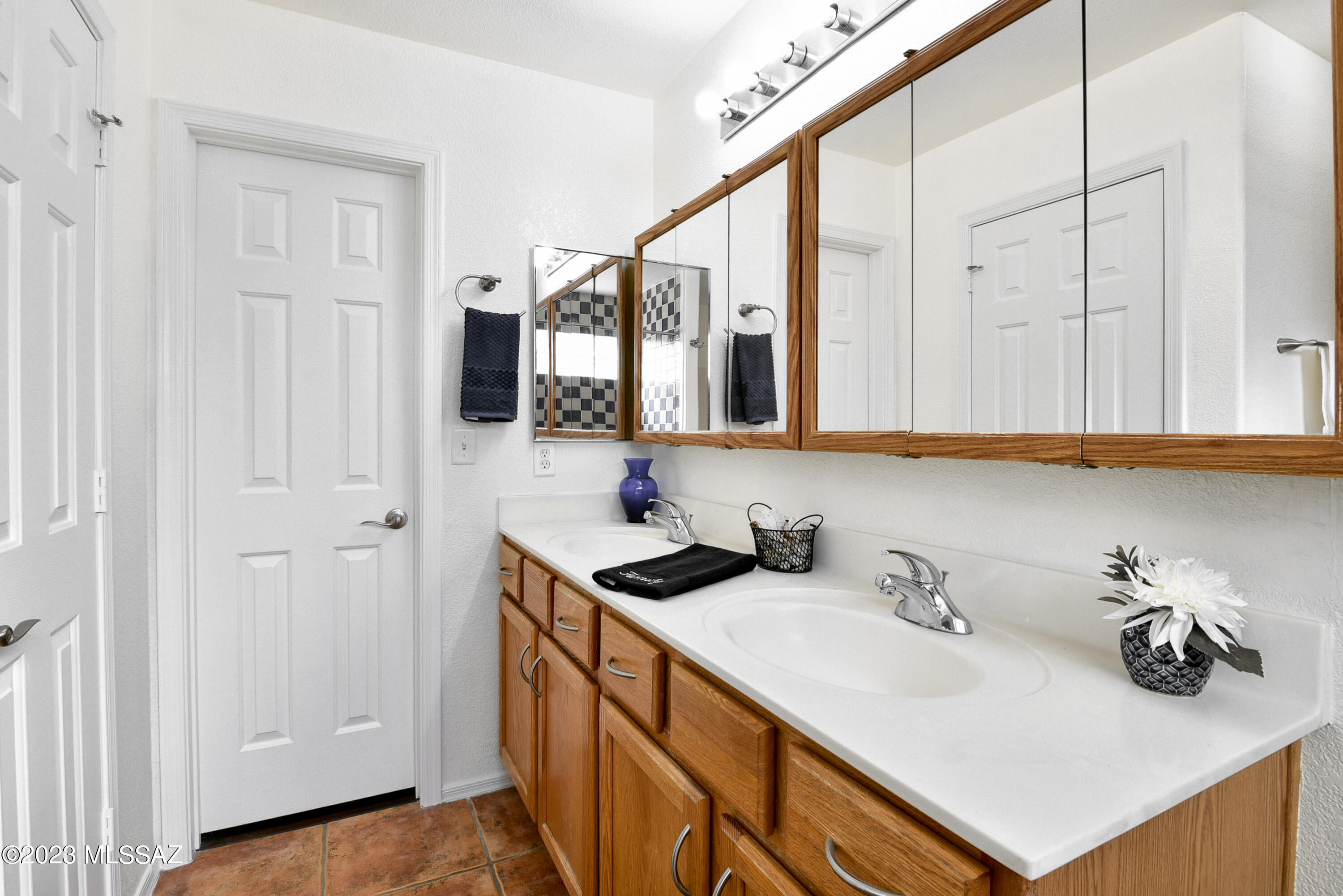 2248 W Frostwood Lane