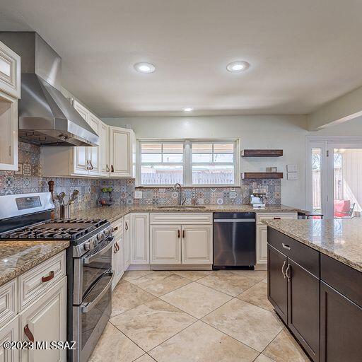 8930 E Rosewood Street